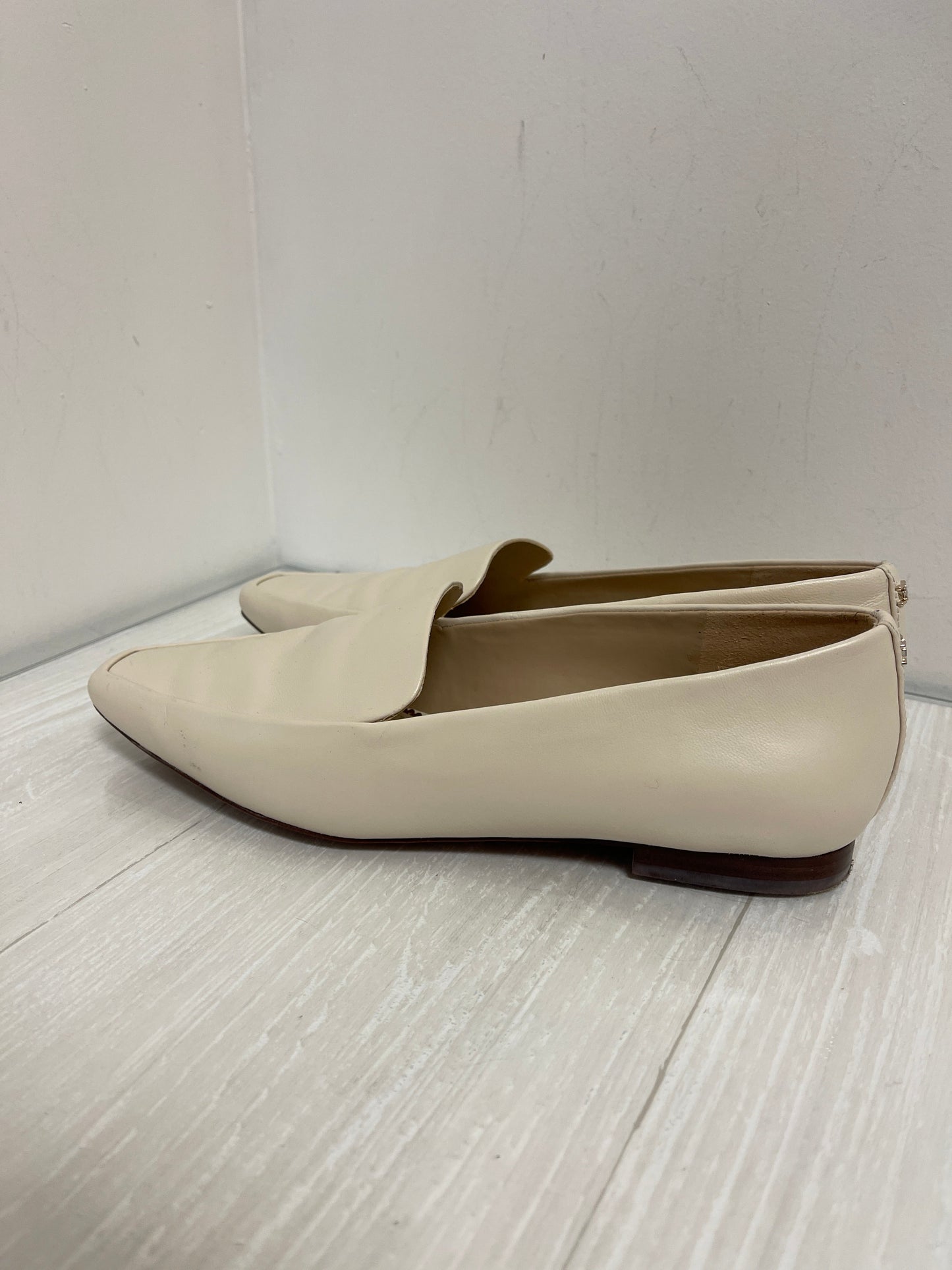 Shoes Flats By Sam Edelman In Cream, Size: 9