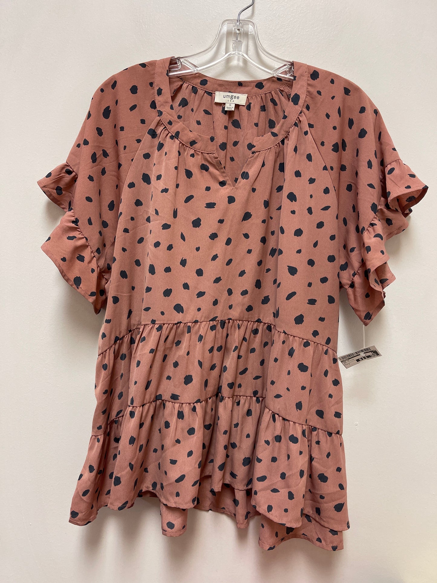 Top Short Sleeve By Umgee In Grey & Pink, Size: S