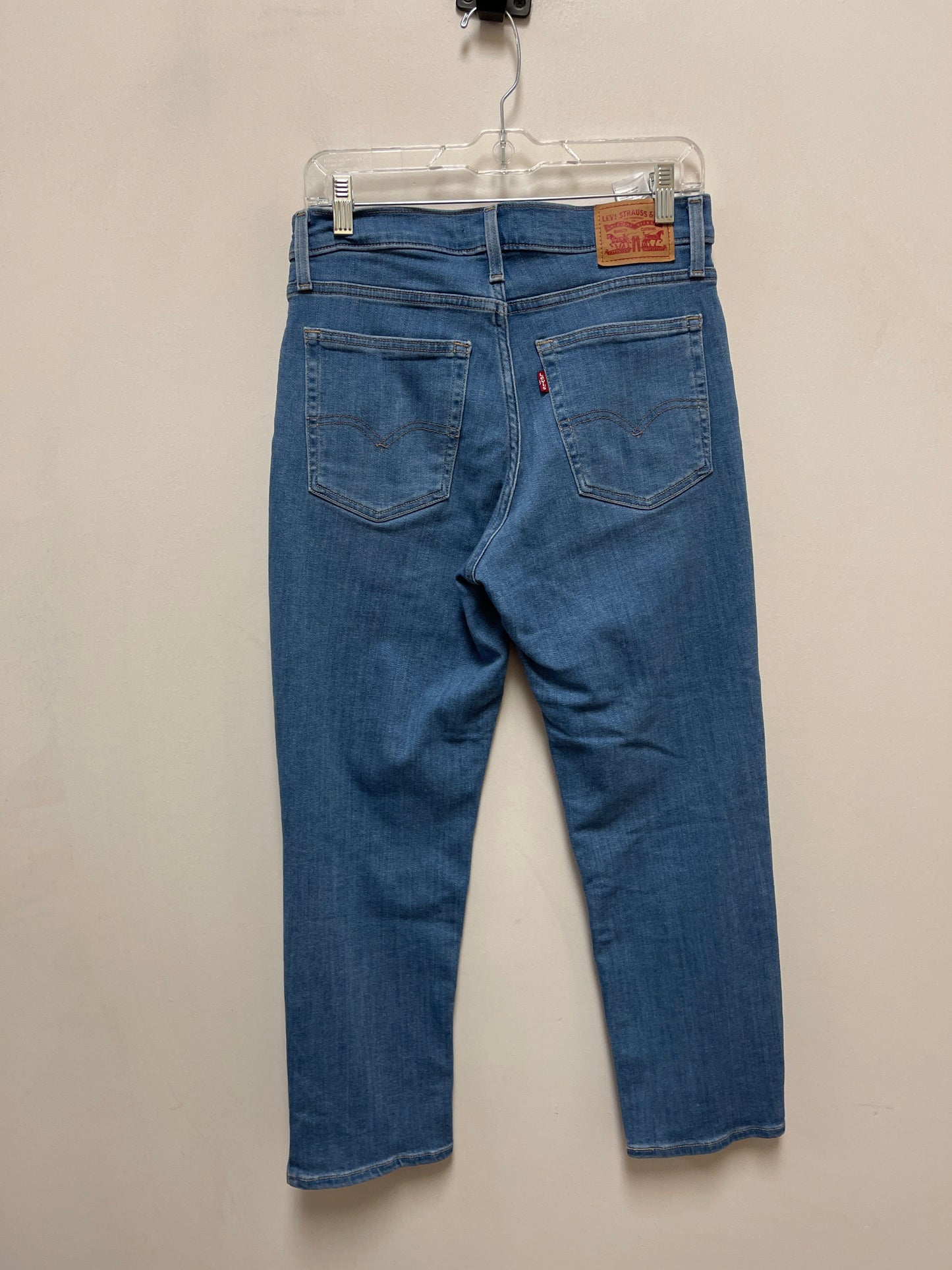 Jeans Straight By Levis In Blue Denim, Size: 8