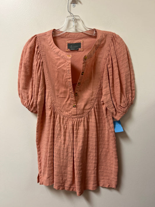 Top Short Sleeve By Anthropologie In Pink, Size: Xs