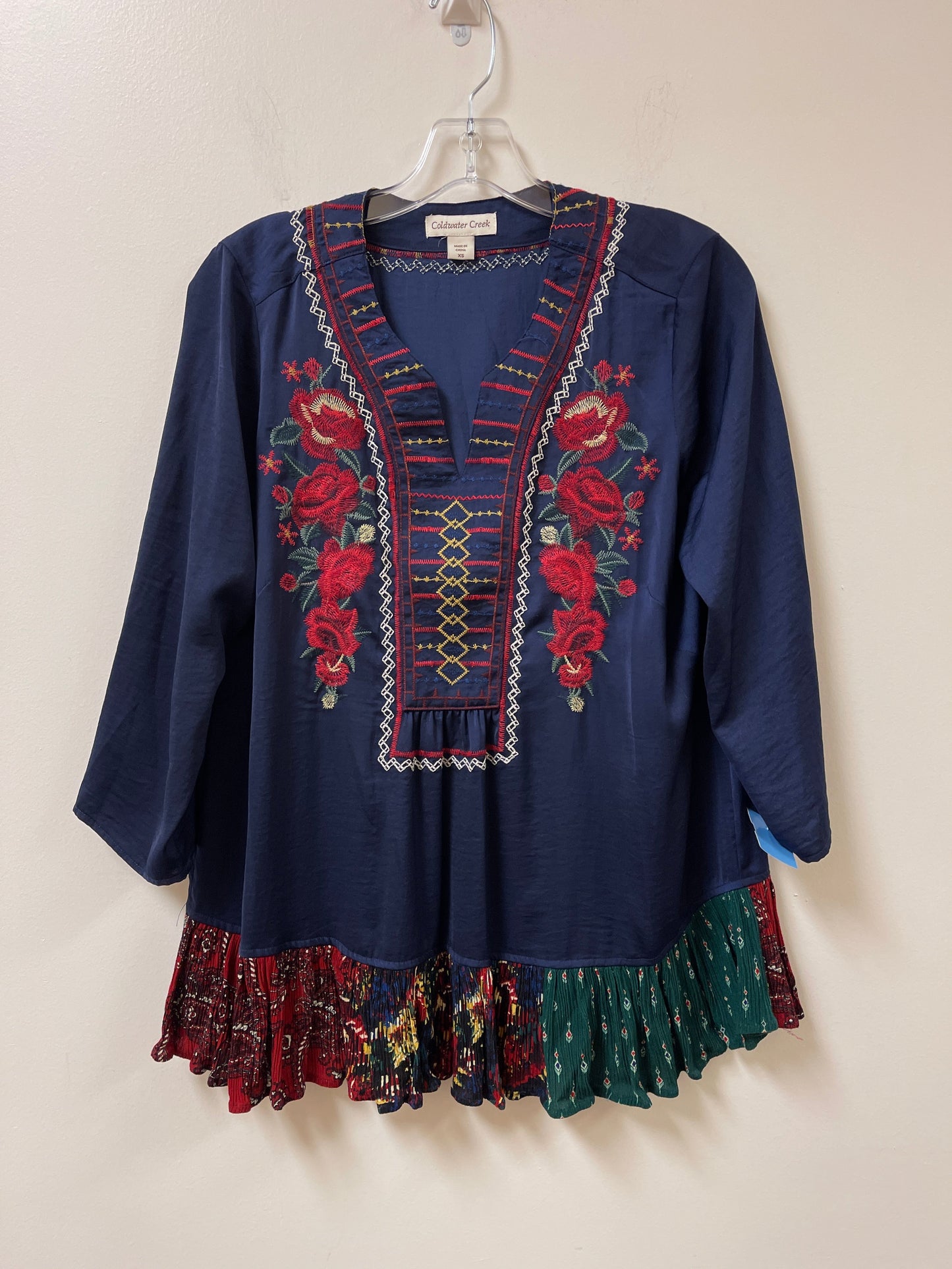 Top Long Sleeve By Coldwater Creek In Blue & Red, Size: Xs