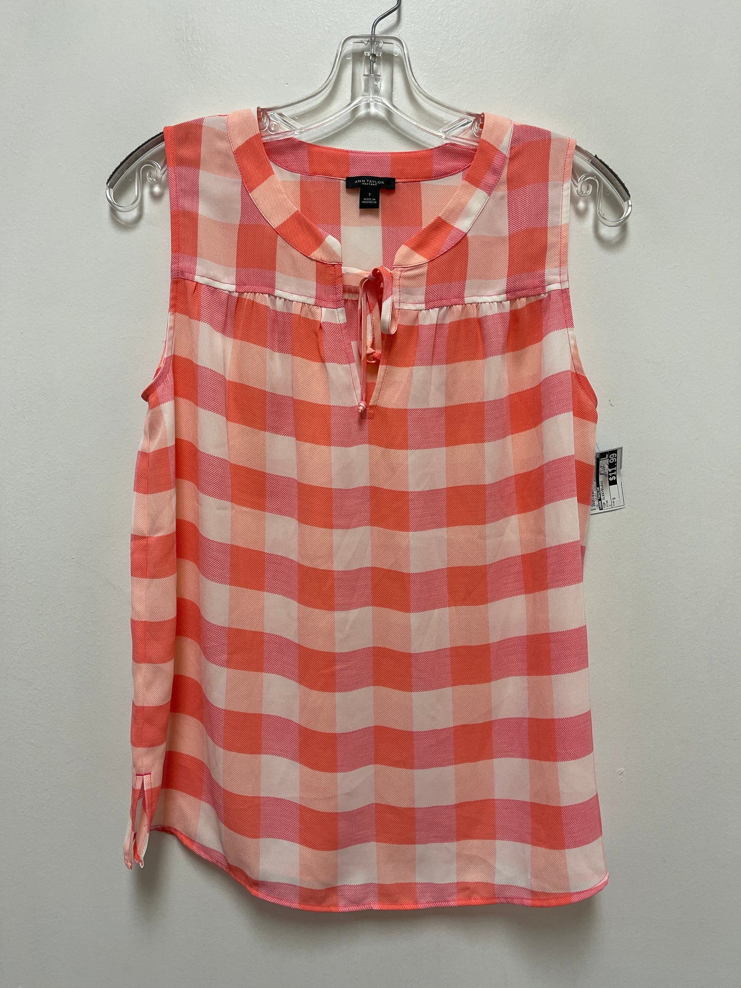 Top Sleeveless By Ann Taylor In Pink, Size: S