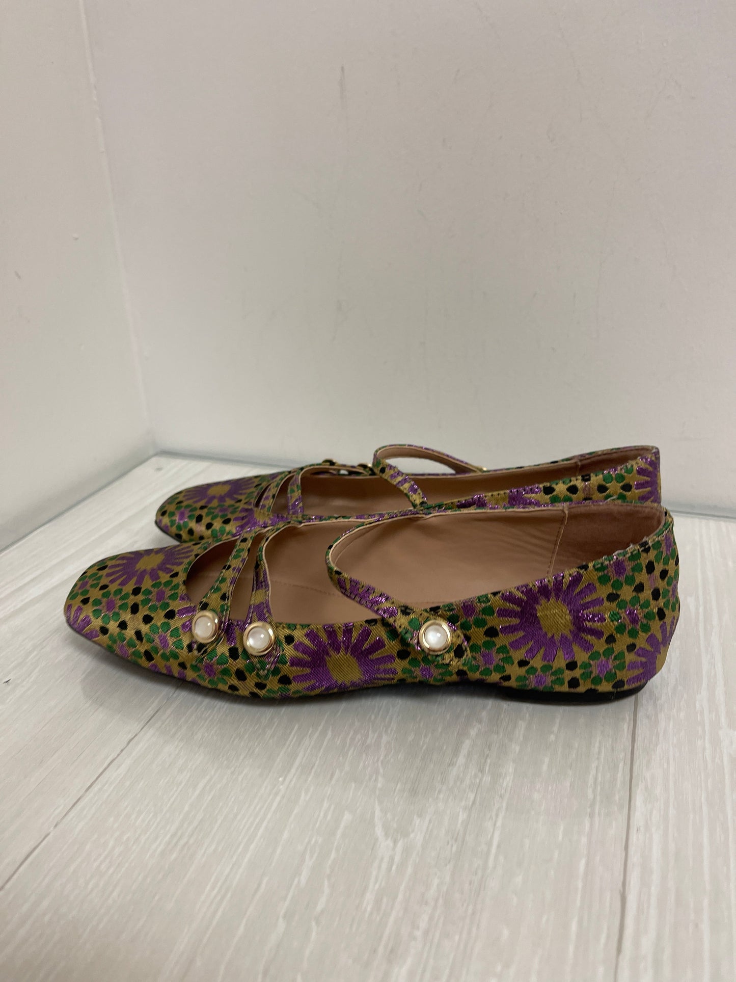 Shoes Flats By Clothes Mentor In Green & Purple, Size: 6