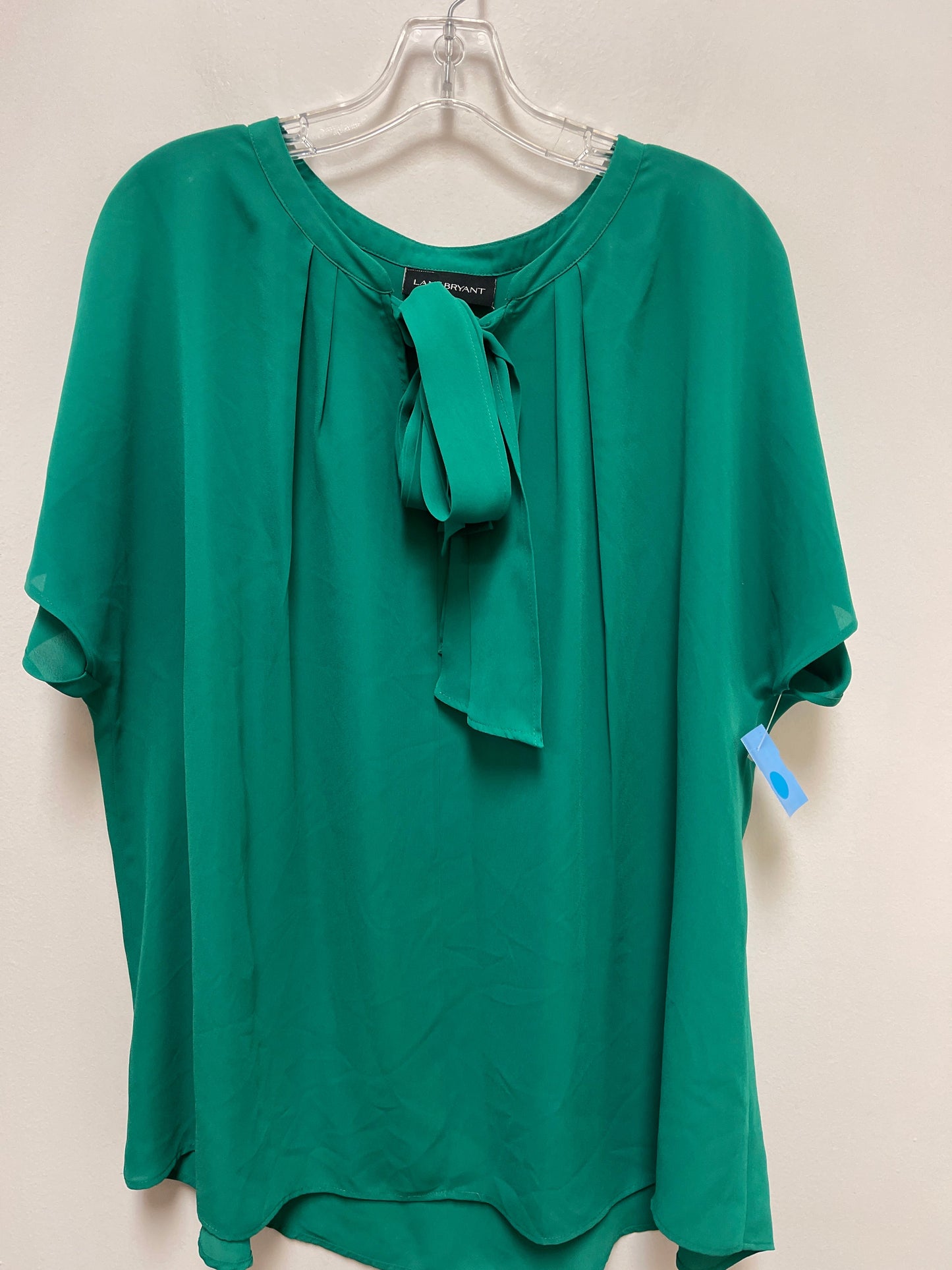 Top Short Sleeve By Lane Bryant In Green, Size: 1x