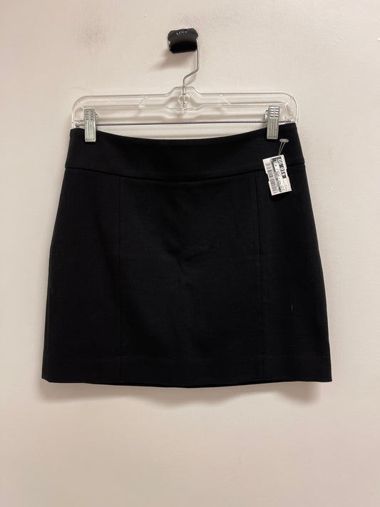 Skirt Mini & Short By Clothes Mentor In Black, Size: 2