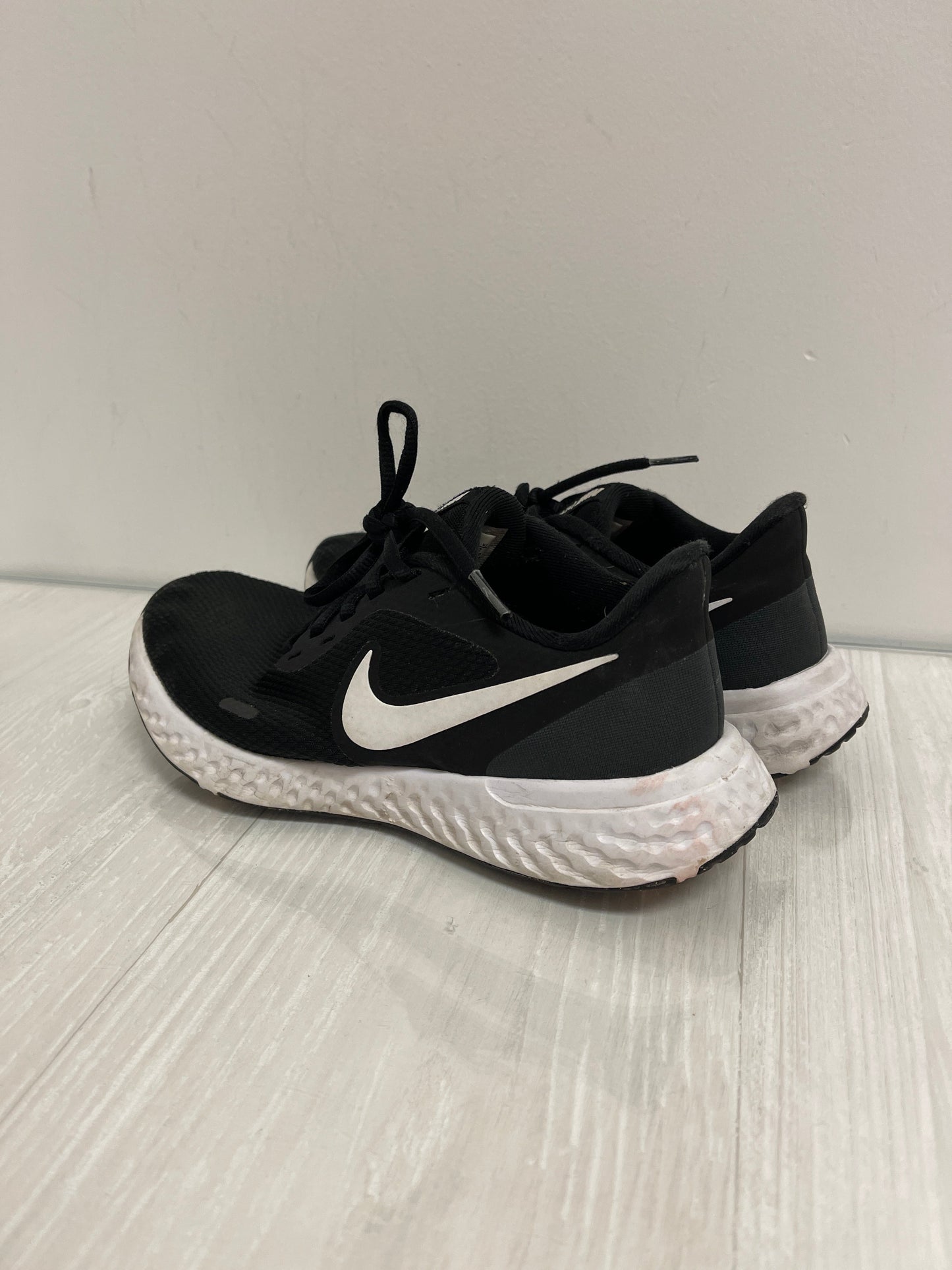 Shoes Athletic By Nike In Black, Size: 7.5