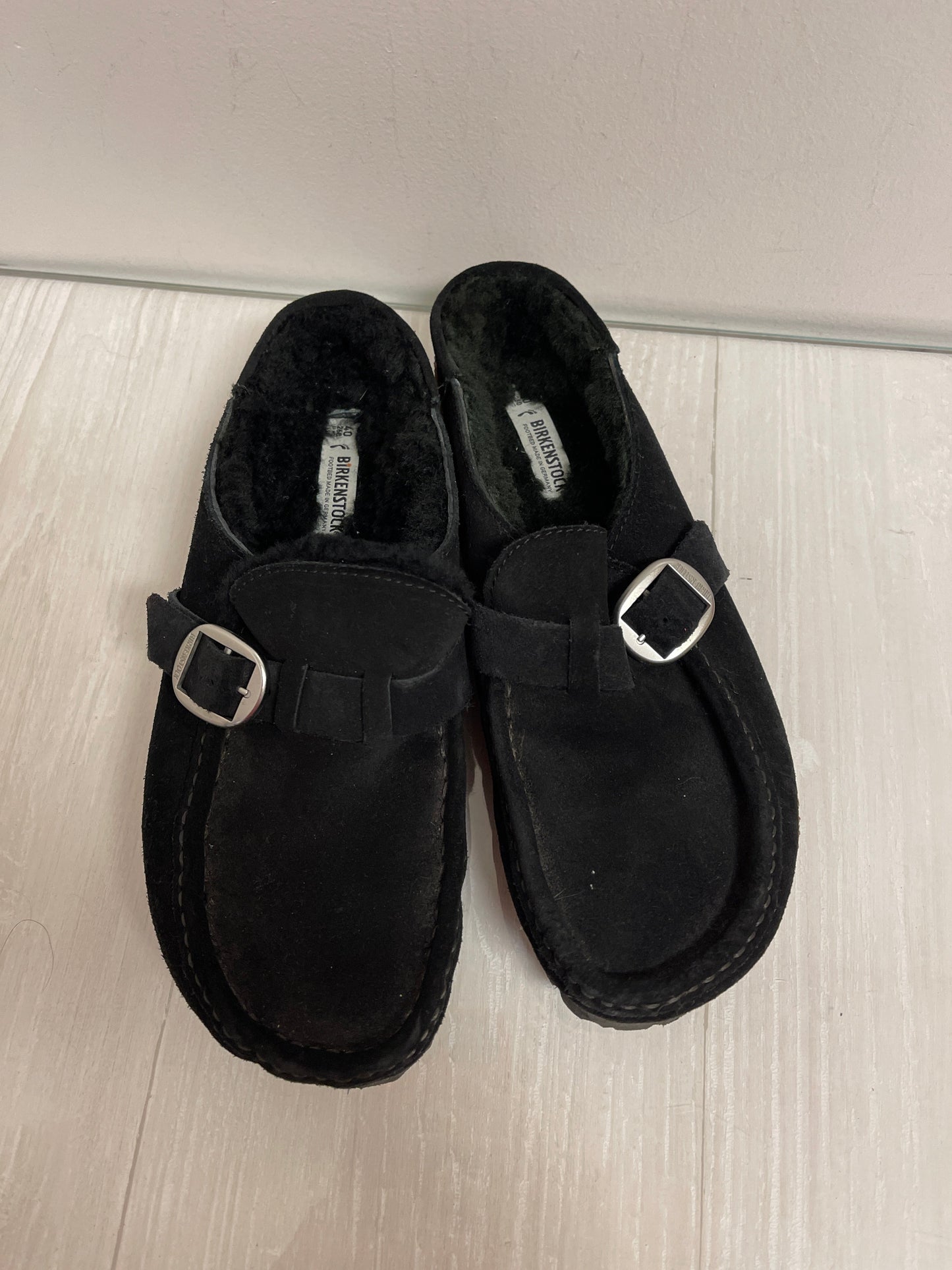 Shoes Flats By Birkenstock In Black, Size: 9.5