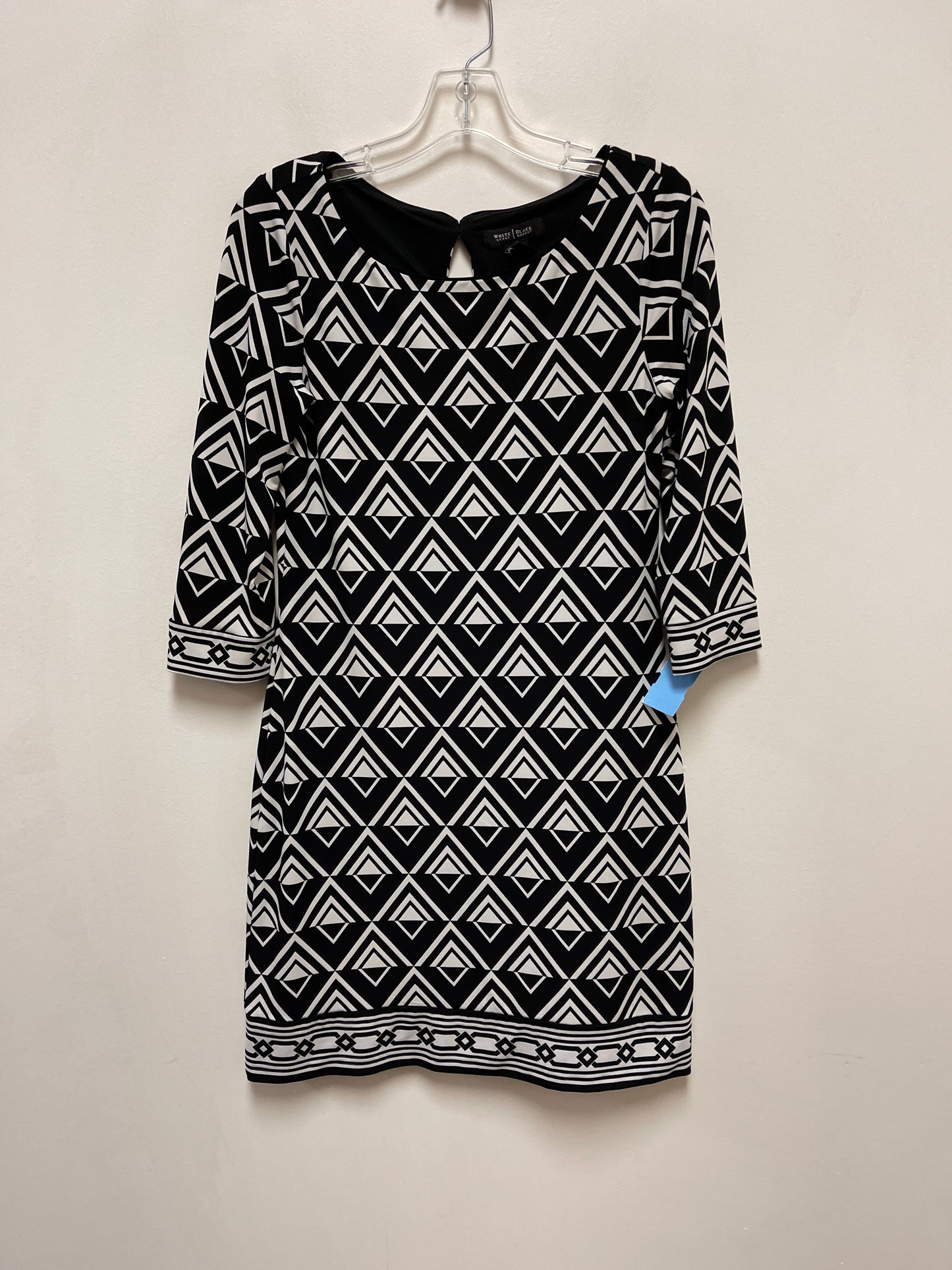 Dress Casual Short By White House Black Market In Black & White, Size: Xs