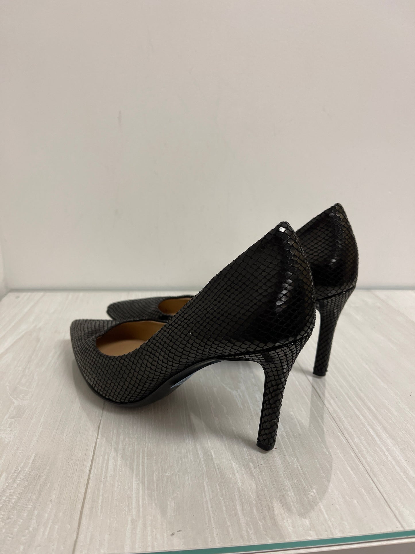 Shoes Heels Stiletto By Naturalizer In Black, Size: 8