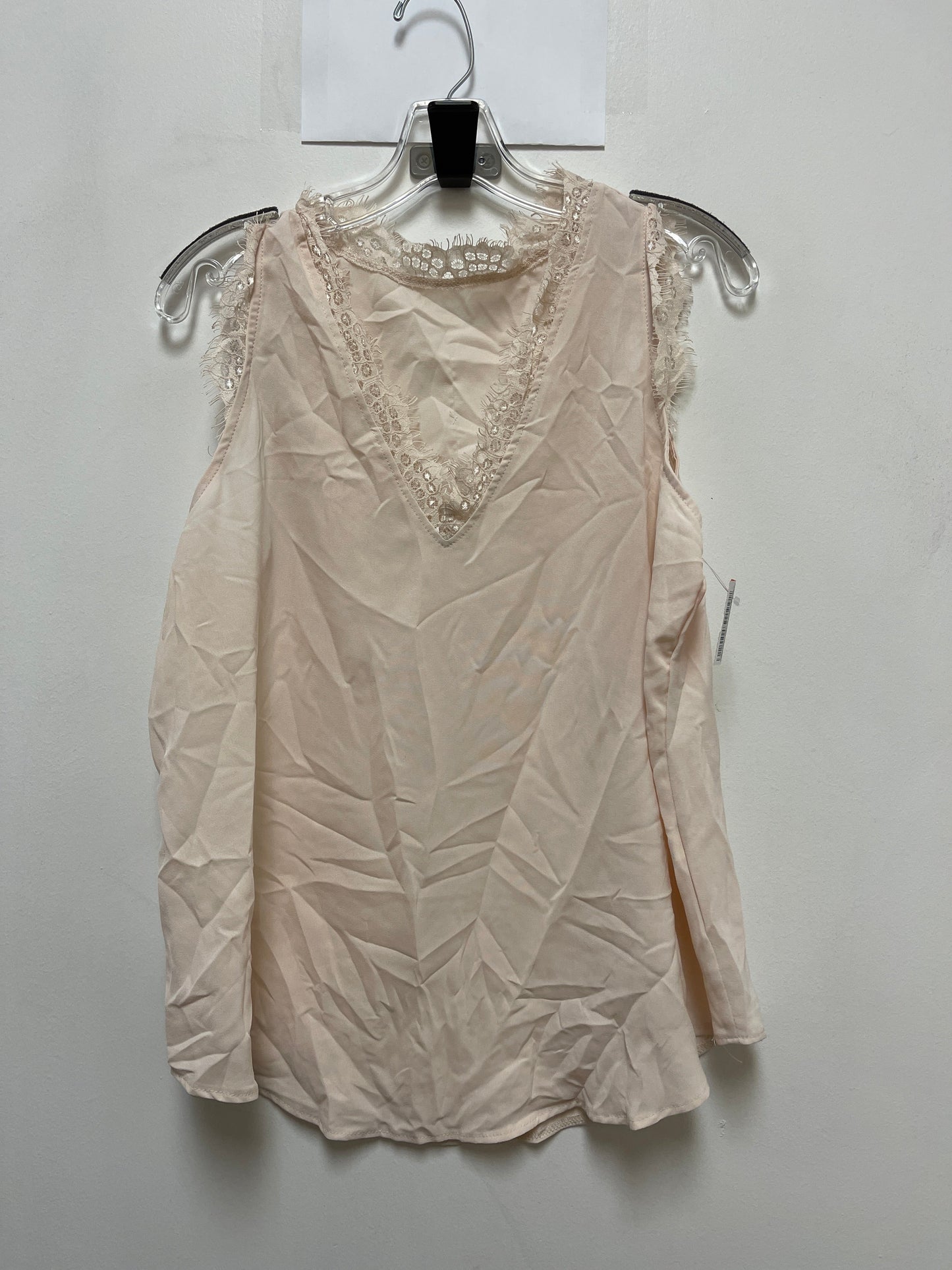 Top Sleeveless By Clothes Mentor In Cream, Size: L