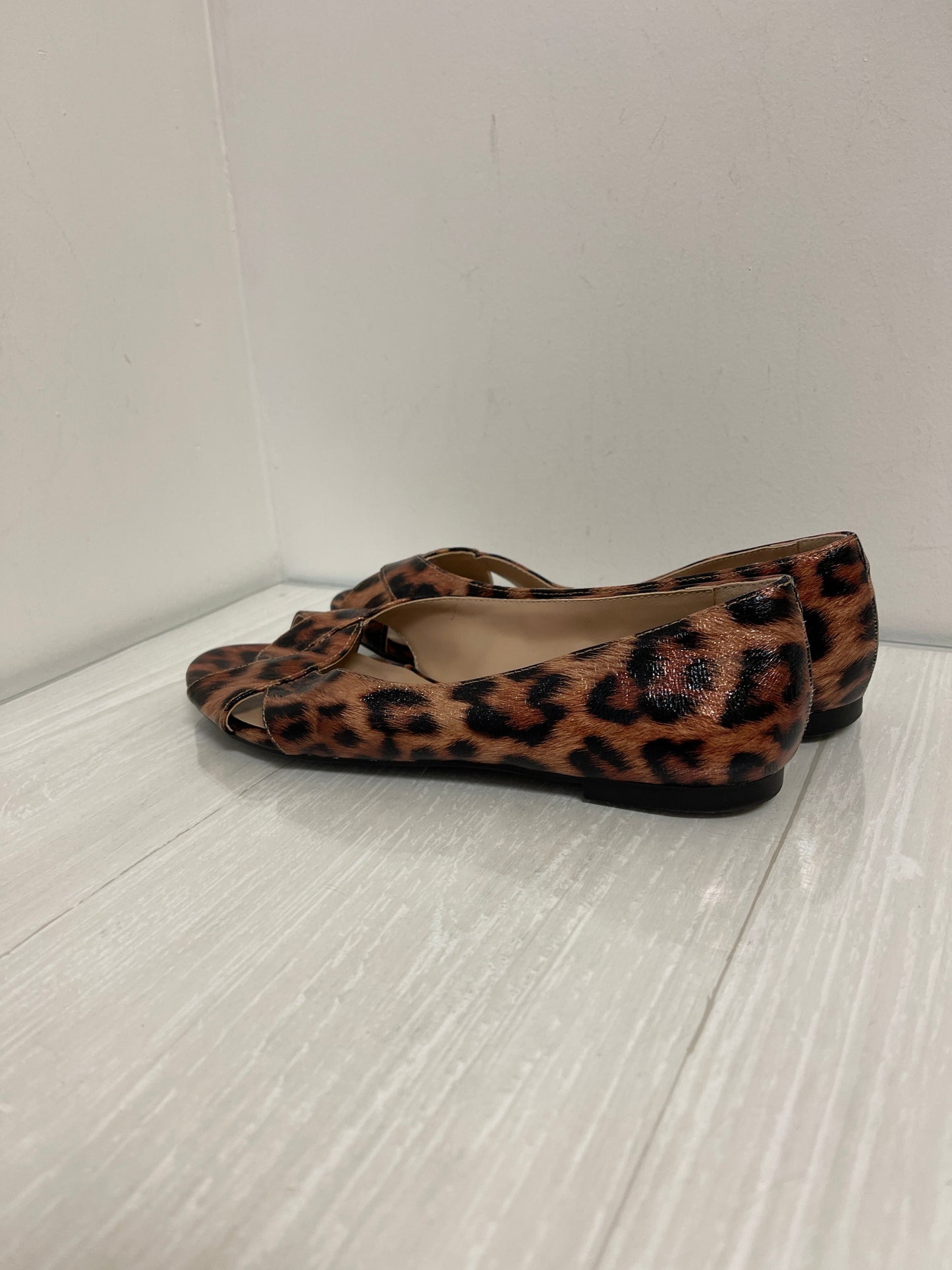 Shoes Flats By Mix No 6 In Animal Print, Size: 6.5