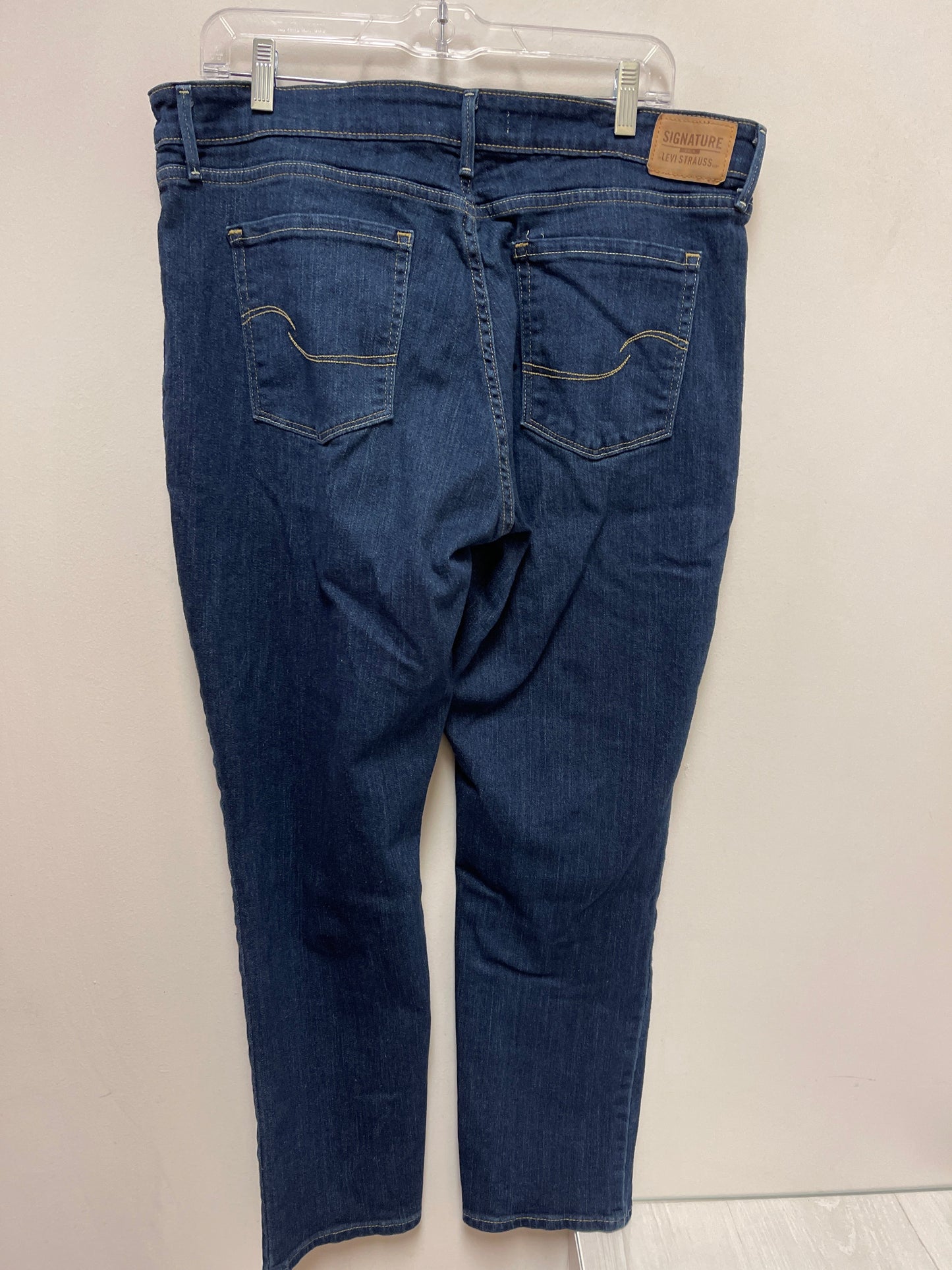 Jeans Straight By Levis In Blue Denim, Size: 16