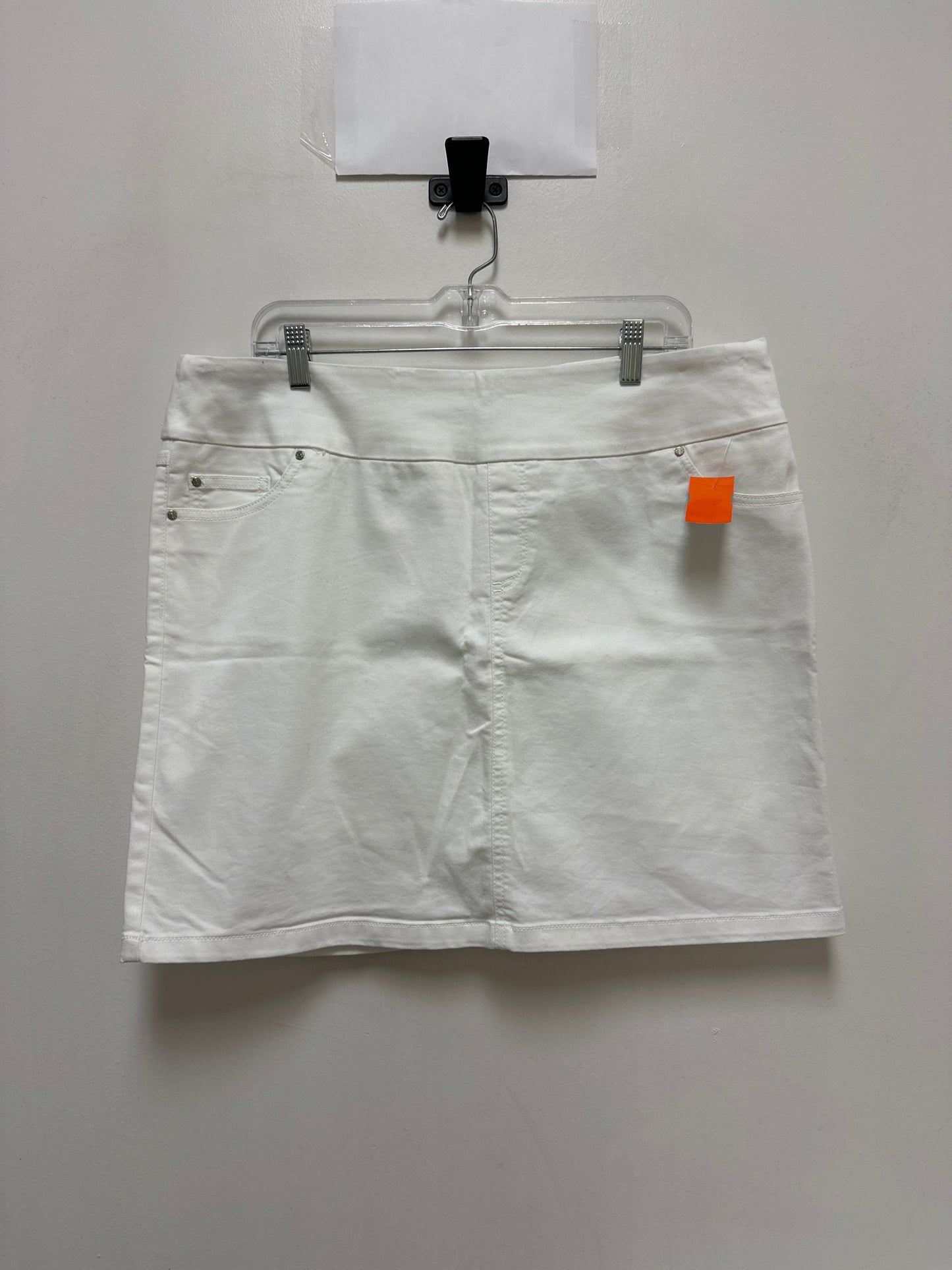 Skort By Sc & Co In White, Size: 14