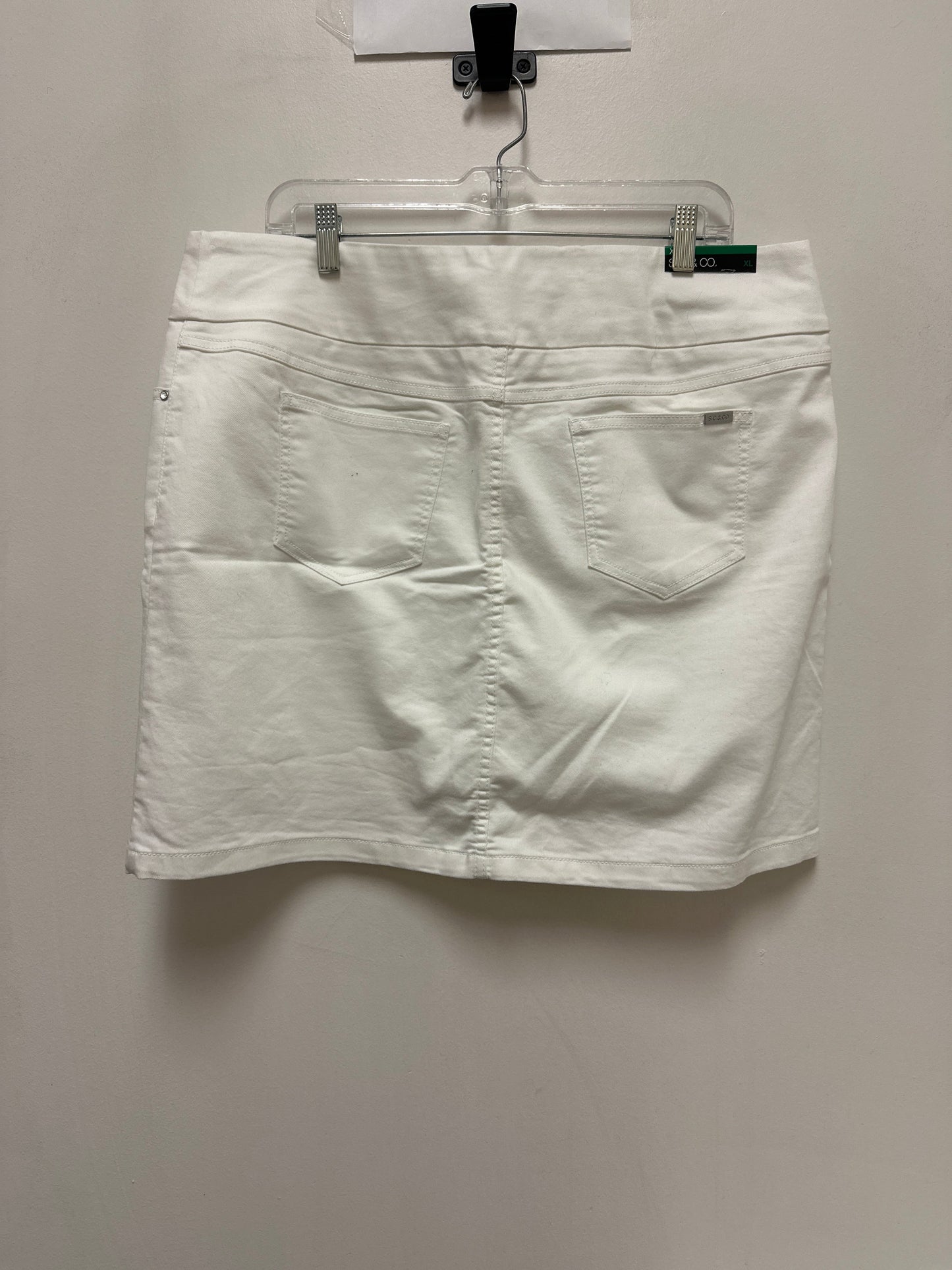 Skort By Sc & Co In White, Size: 14