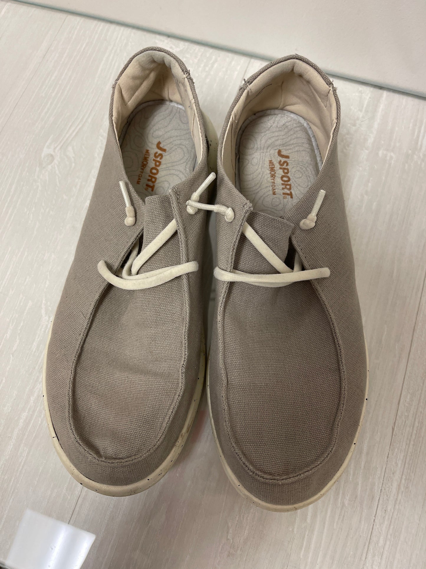 Shoes Flats By Clothes Mentor In Taupe, Size: 8.5