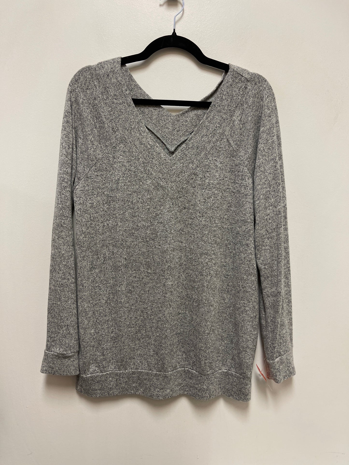 Sweater By Clothes Mentor In Grey, Size: M