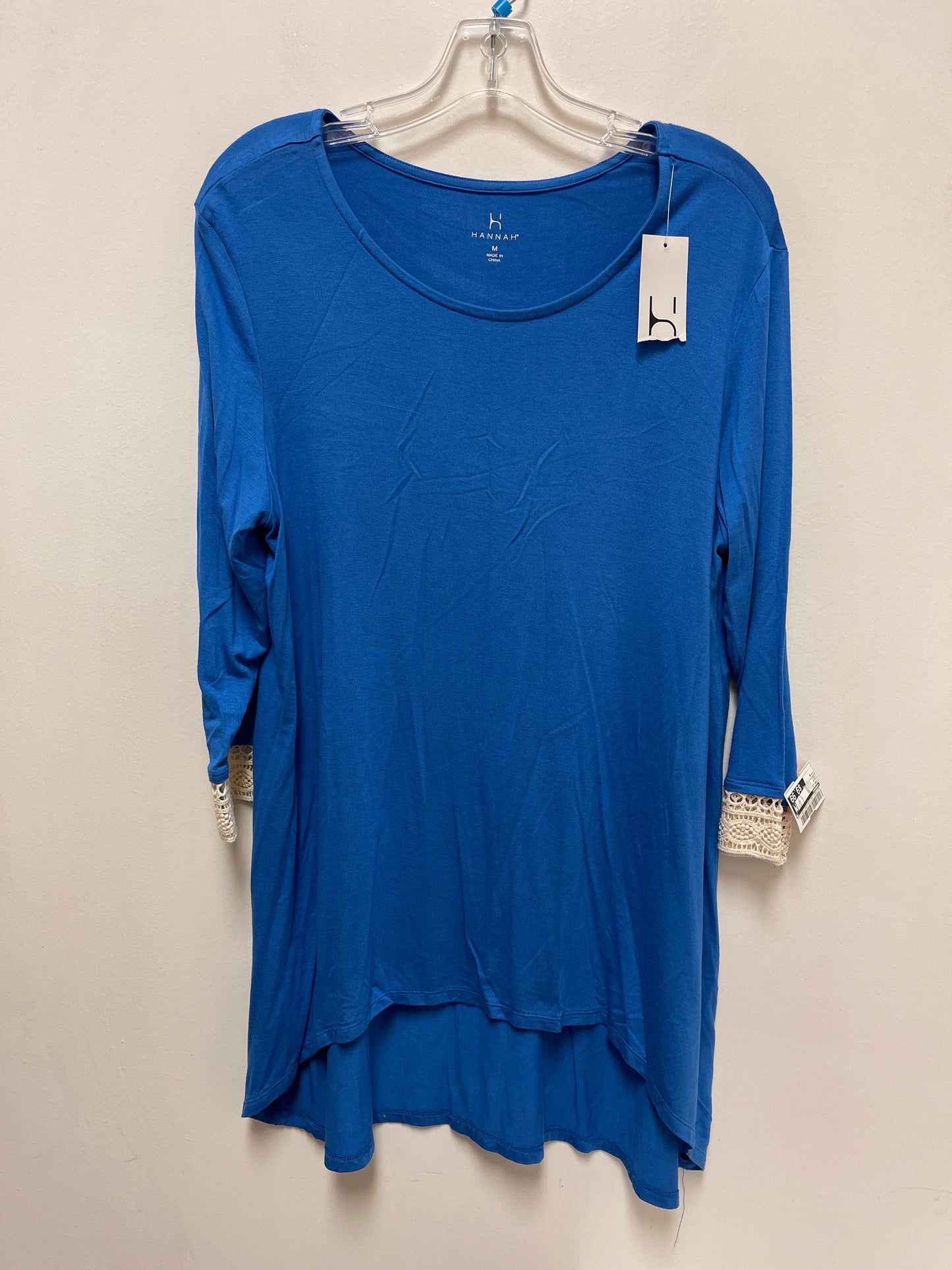 Top Long Sleeve By Hannah In Blue, Size: M