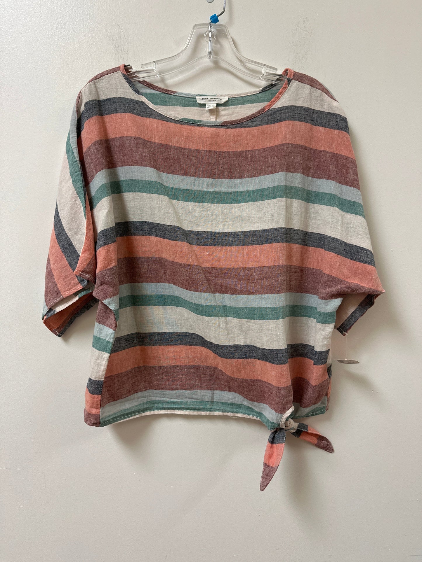 Top Short Sleeve By Beachlunchlounge In Striped Pattern, Size: Xs