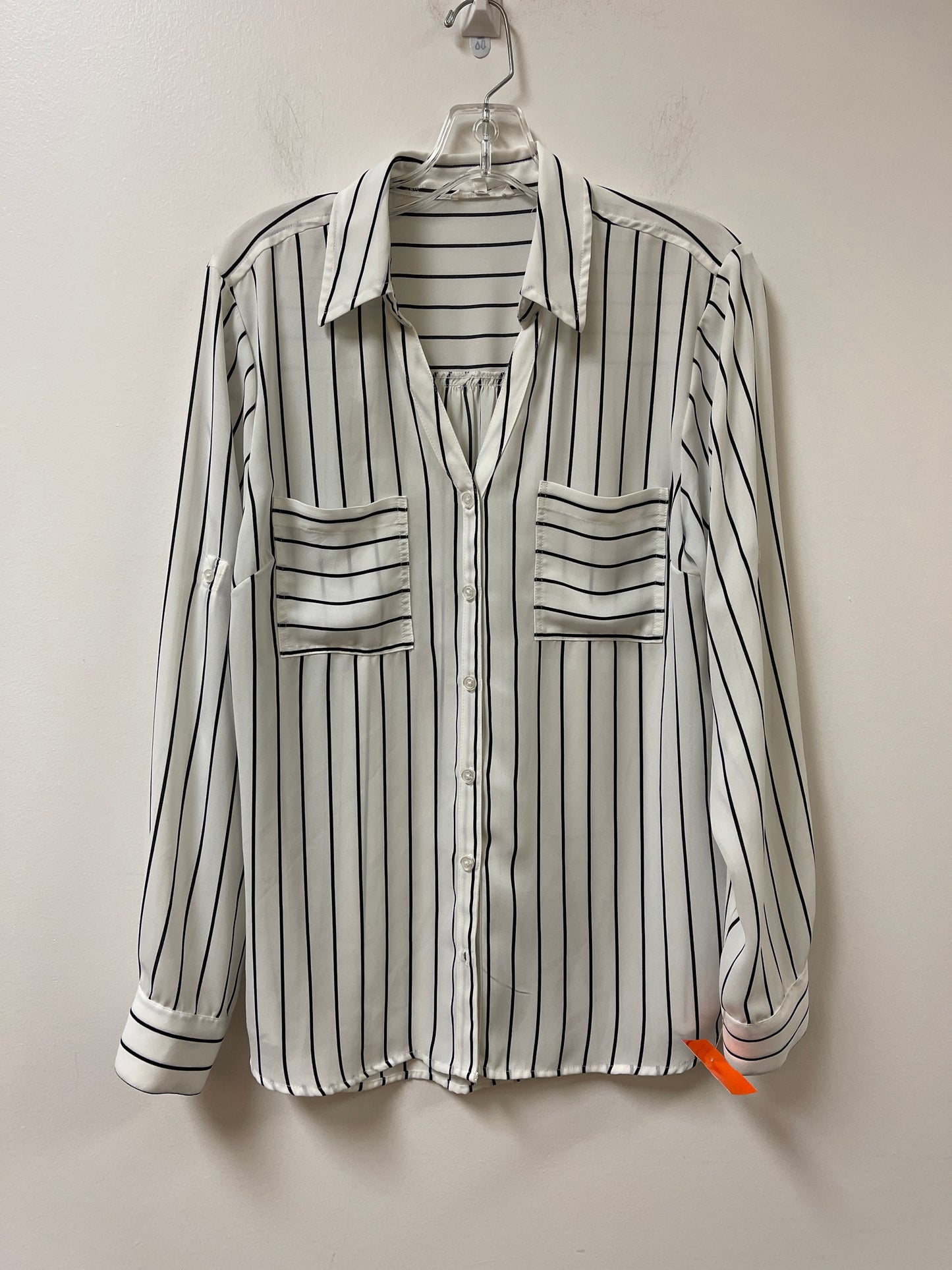 Blouse Long Sleeve By Maurices In Striped Pattern, Size: L