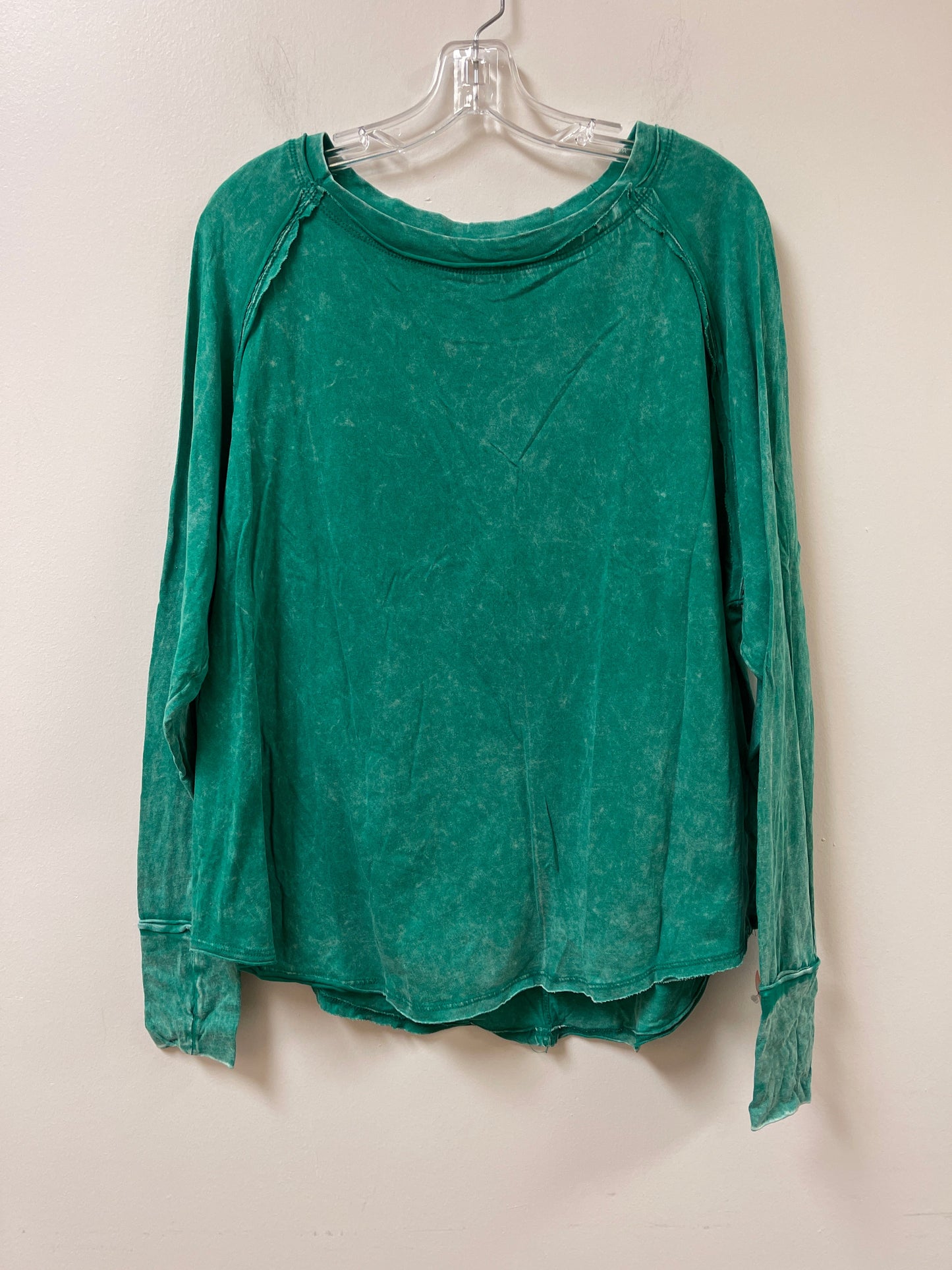 Top Long Sleeve By Zenana Outfitters In Green, Size: L