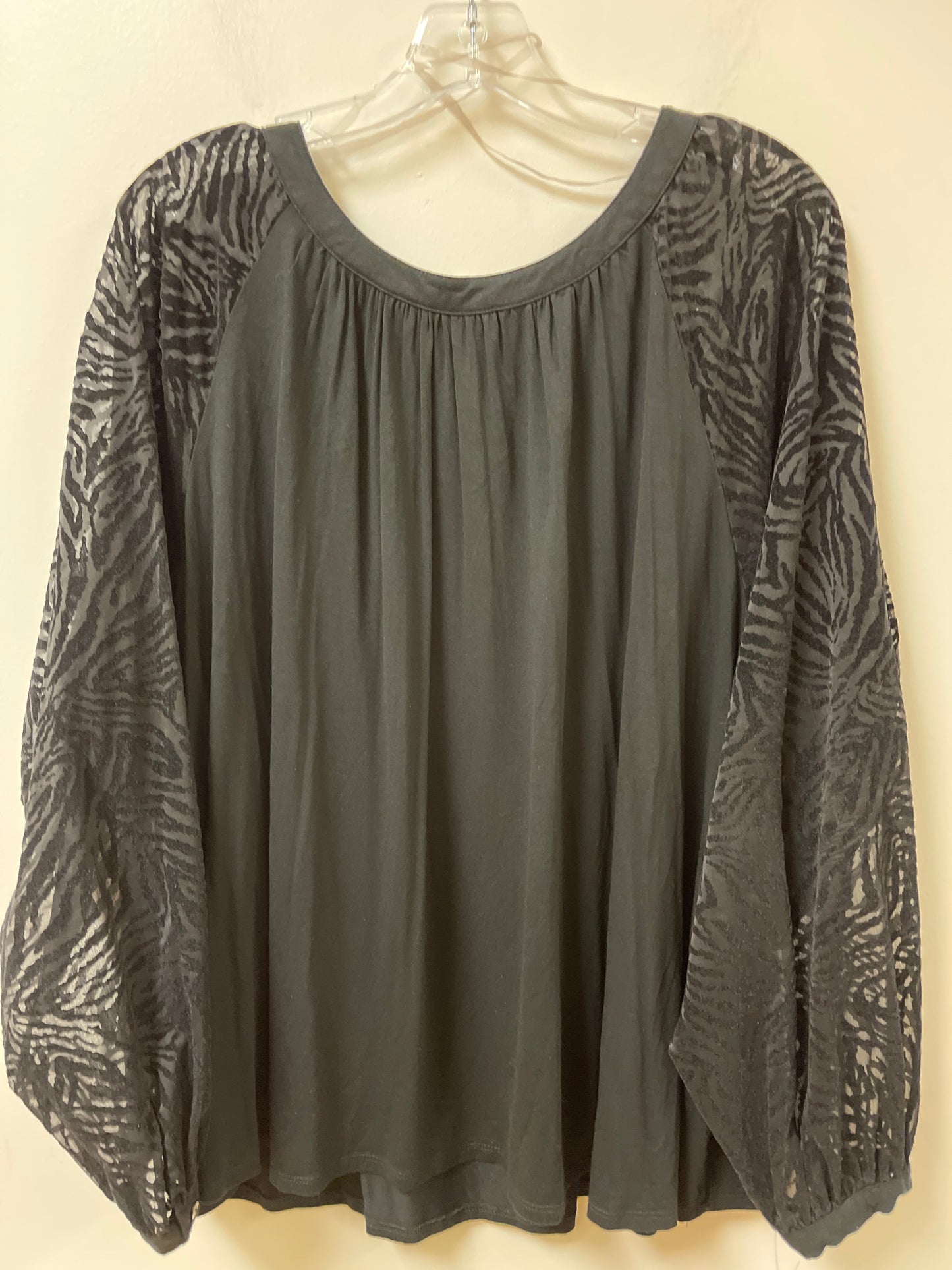 Top Long Sleeve By Zac And Rachel In Black, Size: 2x