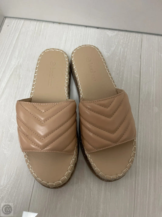 Sandals Flats By Boohoo Boutique  Size: 5