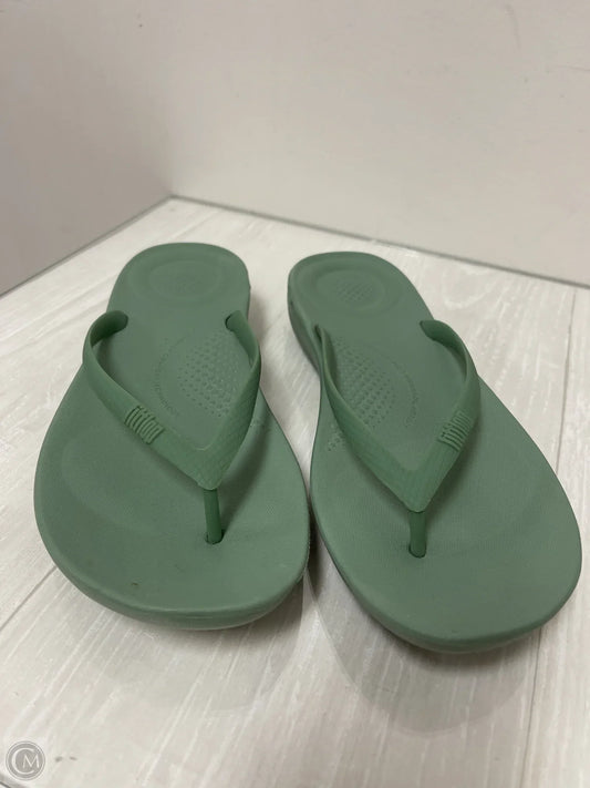 Sandals Flip Flops By Fitflop In Green, Size: 8