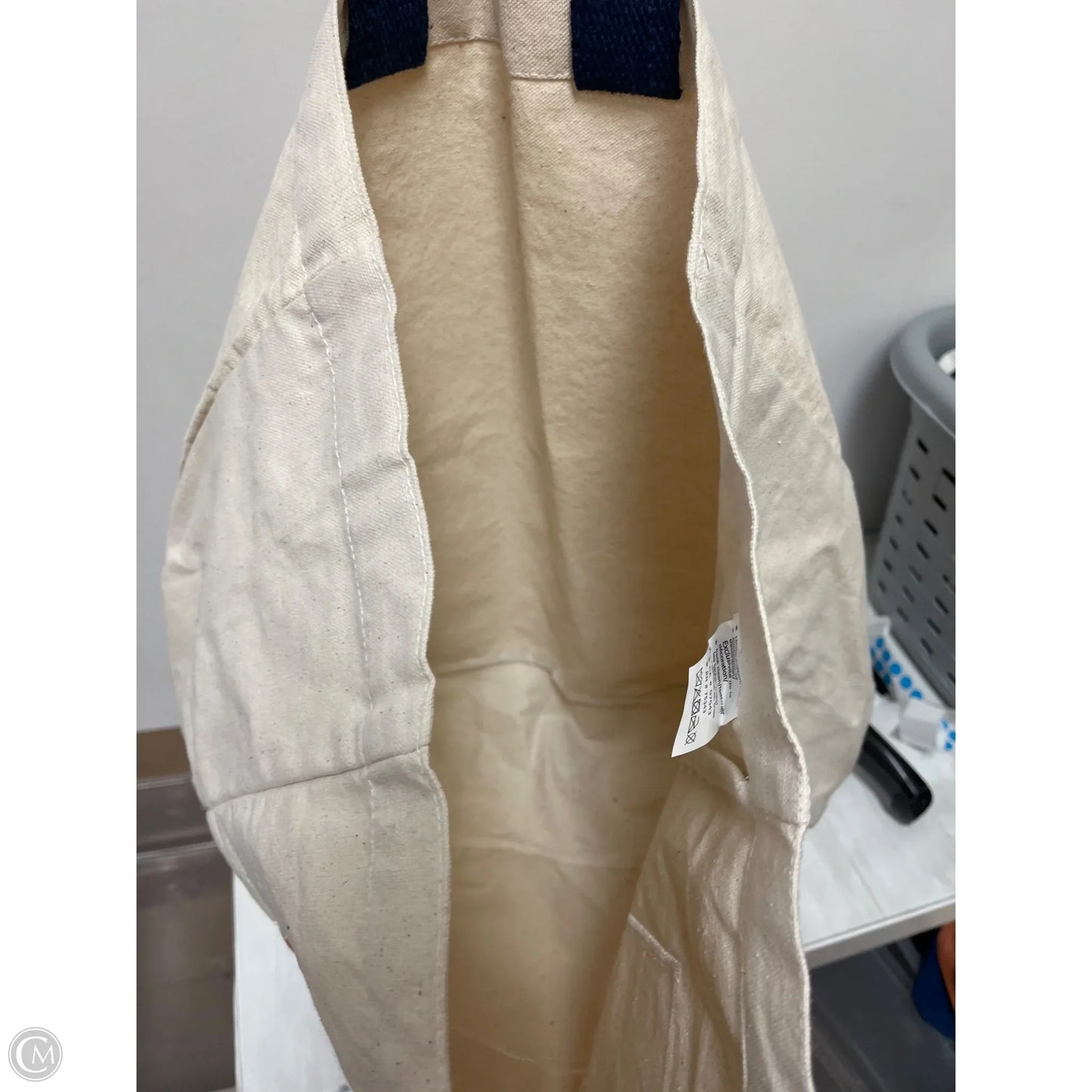 Tote By Clothes Mentor, Size: Large