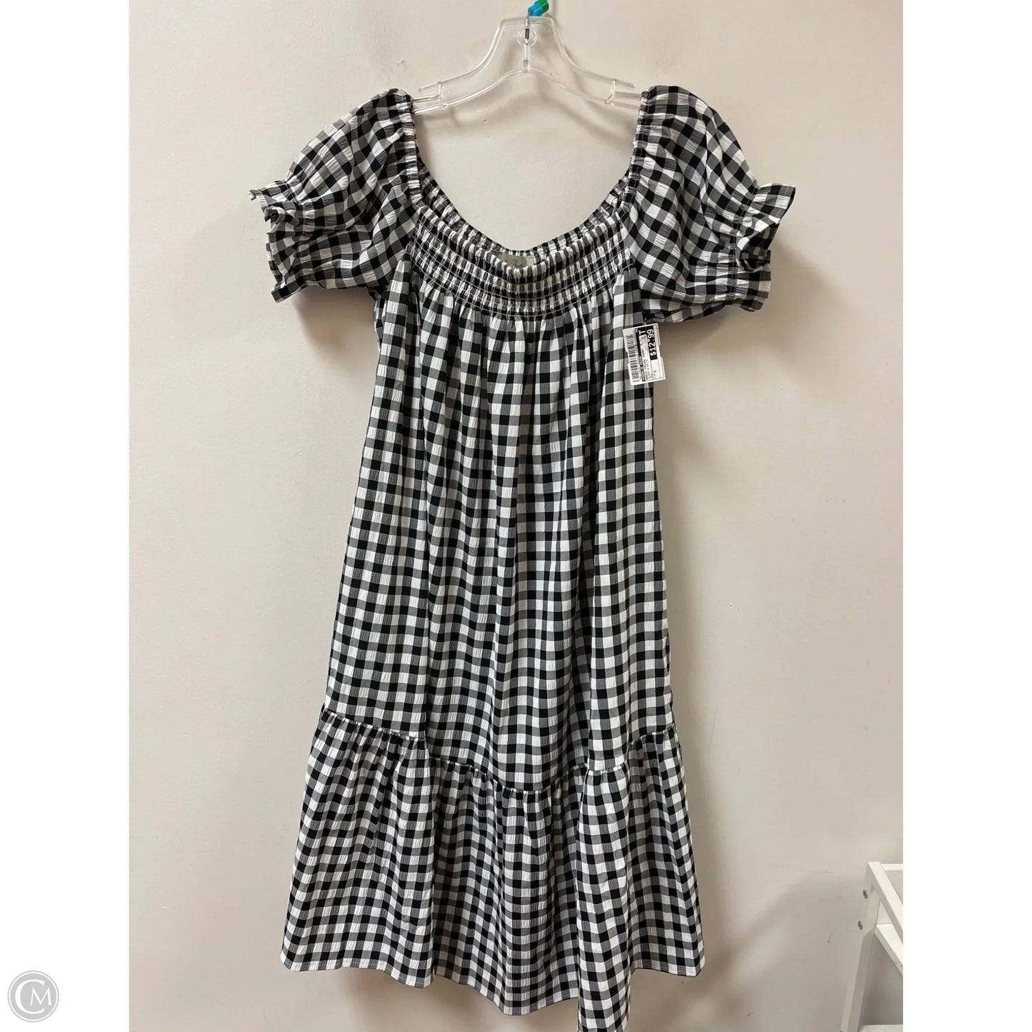 Dress Casual Short By Charlie Paige In Black & White, Size: S