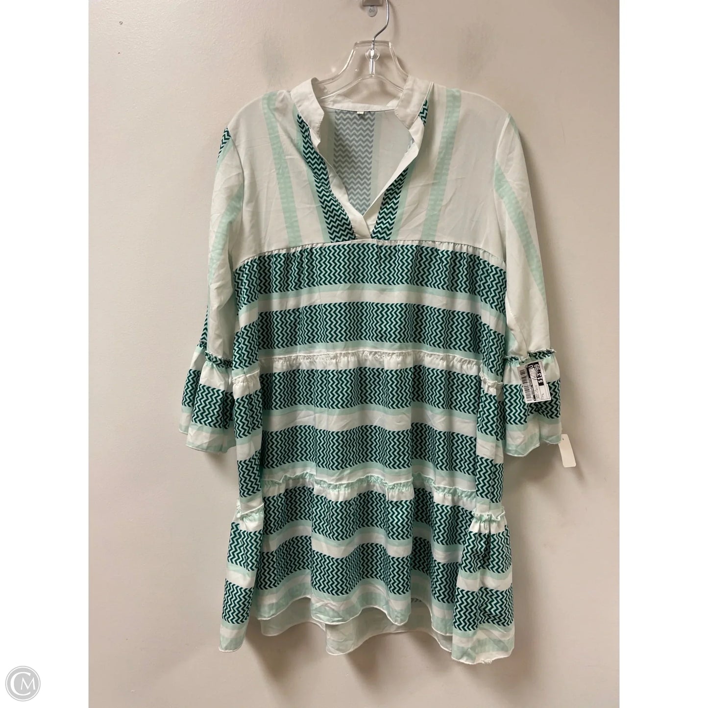 Tunic Long Sleeve By Clothes Mentor In Green & White, Size: L