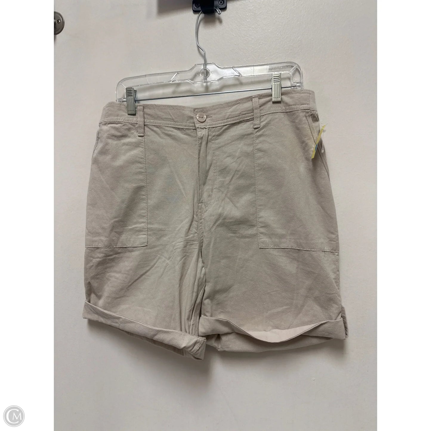 Shorts By Gloria Vanderbilt In Cream, Size: 12