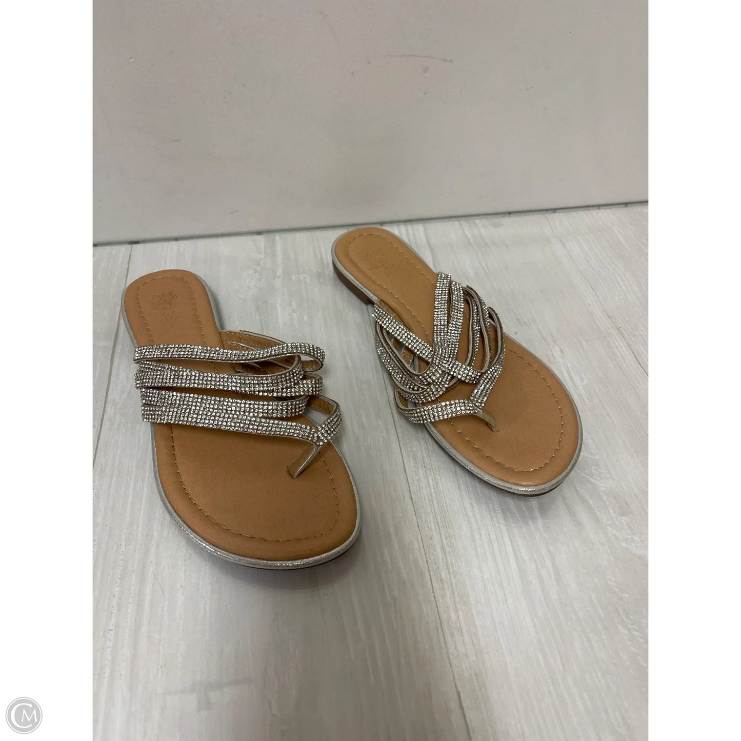 Sandals Flip Flops By Clothes Mentor In Silver, Size: 8