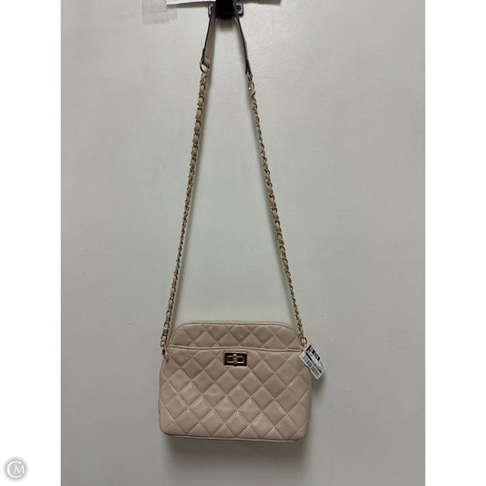 Crossbody By Clothes Mentor, Size: Medium