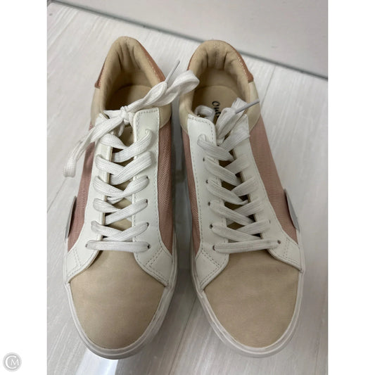 Shoes Sneakers By Clothes Mentor In Rose Gold, Size: 10