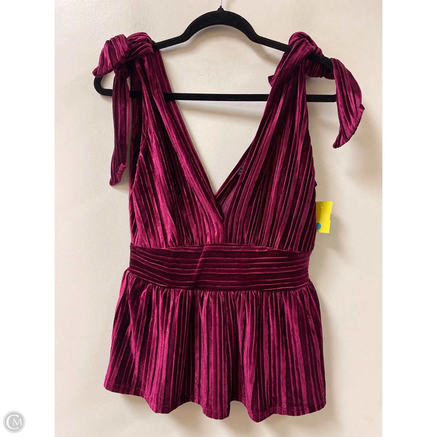 Top Sleeveless By Venus In Purple, Size: M