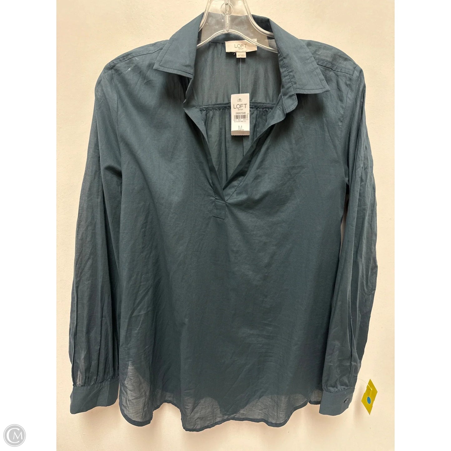 Top Long Sleeve By Loft In Grey, Size: M