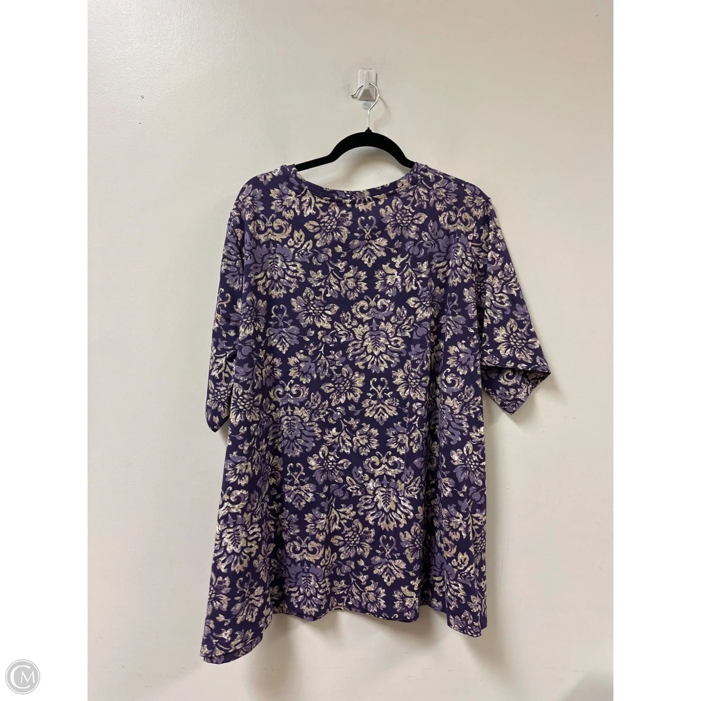 Top Short Sleeve By Catherines In Cream & Purple, Size: 3x