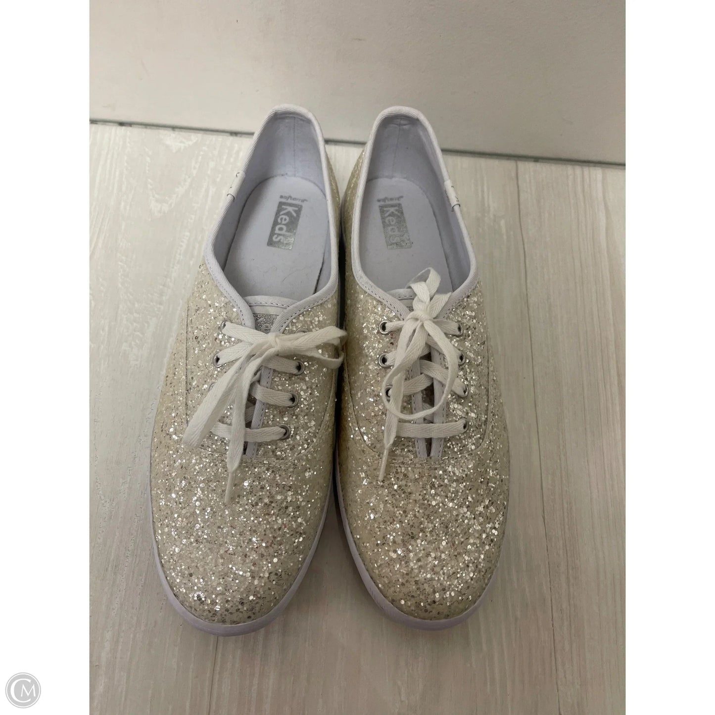 Shoes Sneakers By Keds In White, Size: 10