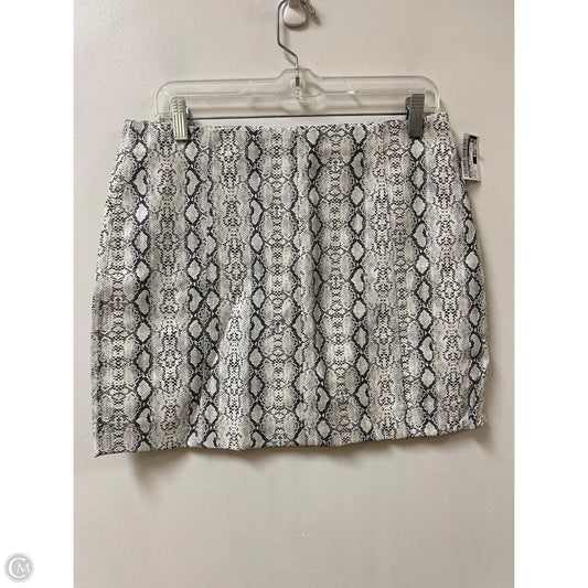 Skirt Mini & Short By Newbury Kustom In Snakeskin Print, Size: 12