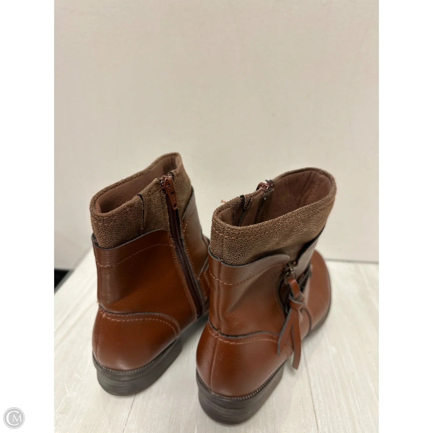 Boots Ankle Flats By Clarks In Tan, Size: 9