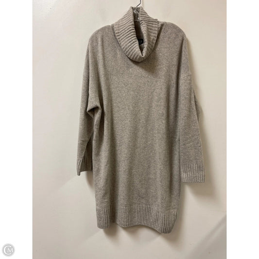 Dress Sweater By Gap In Grey, Size: L