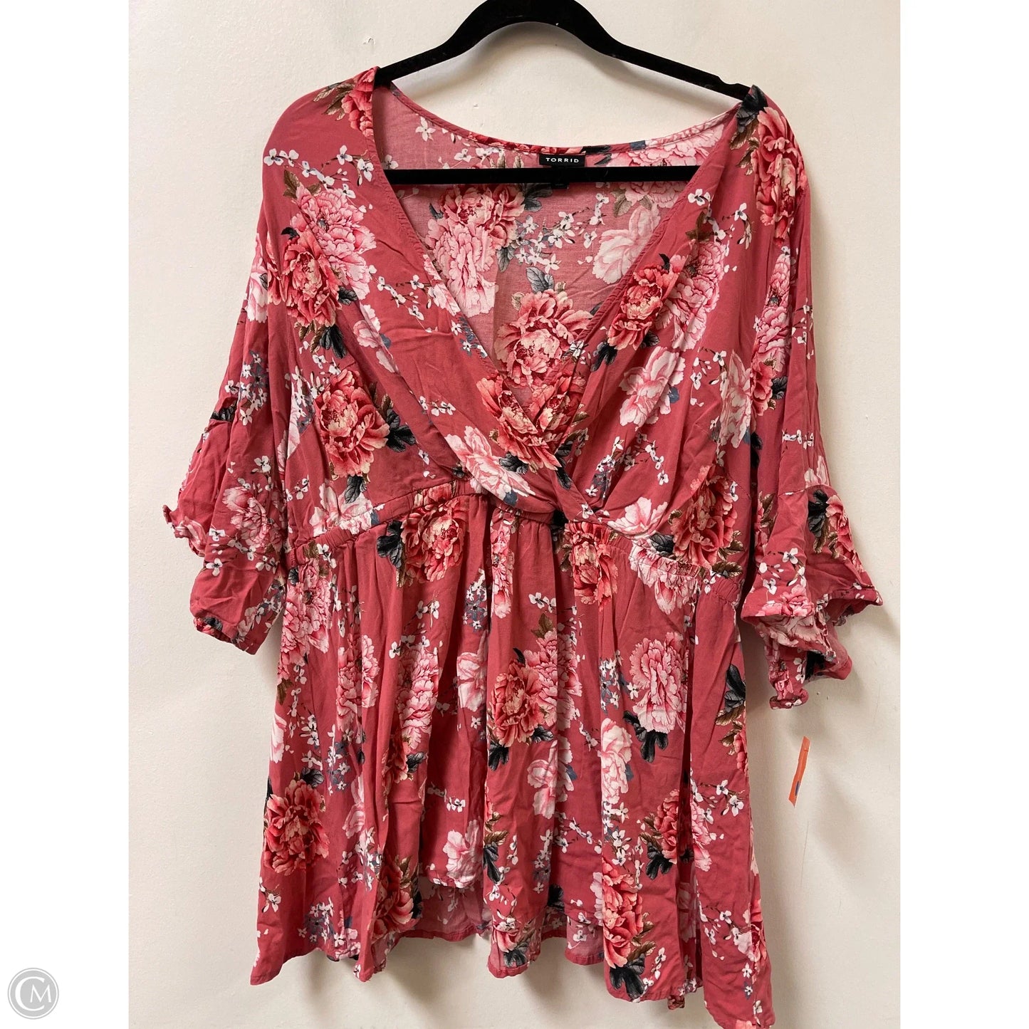 Top Short Sleeve By Torrid In Pink, Size: 3x