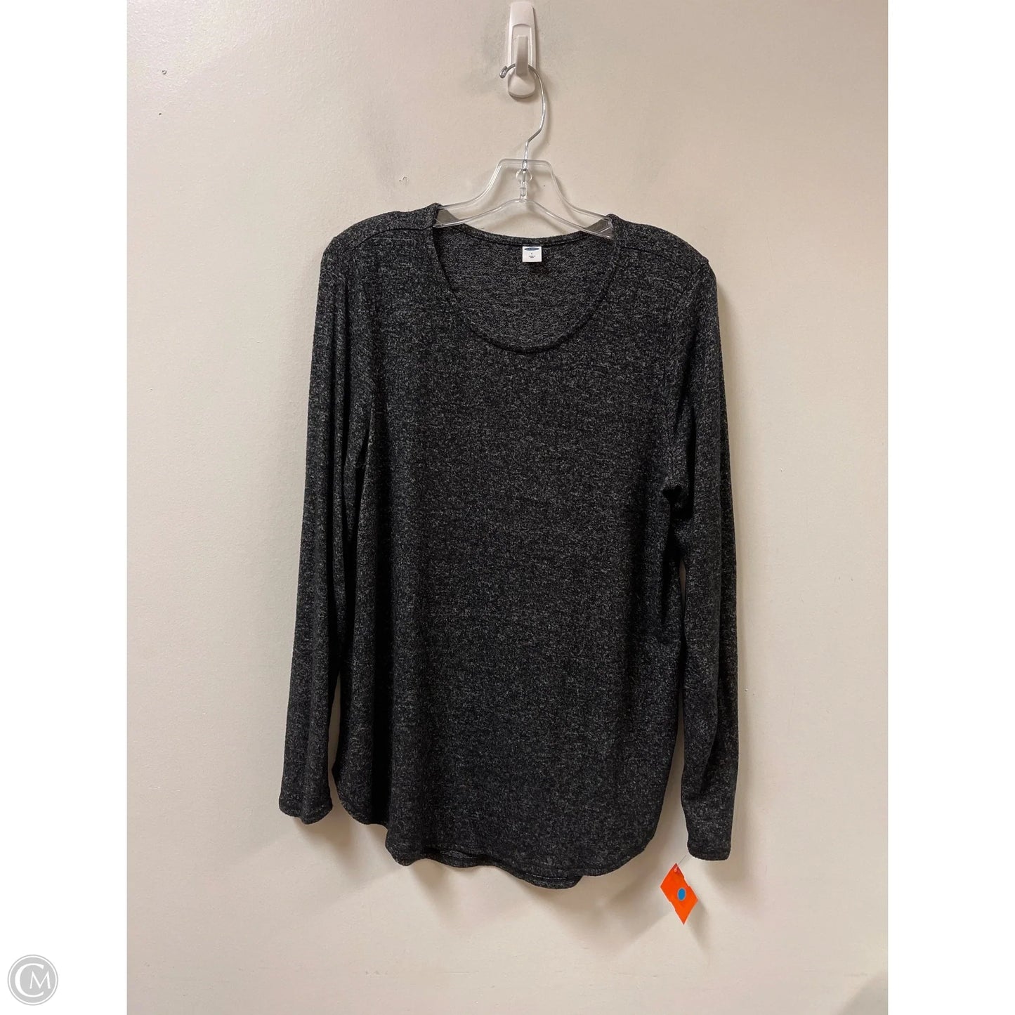 Top Long Sleeve By Old Navy In Grey, Size: L