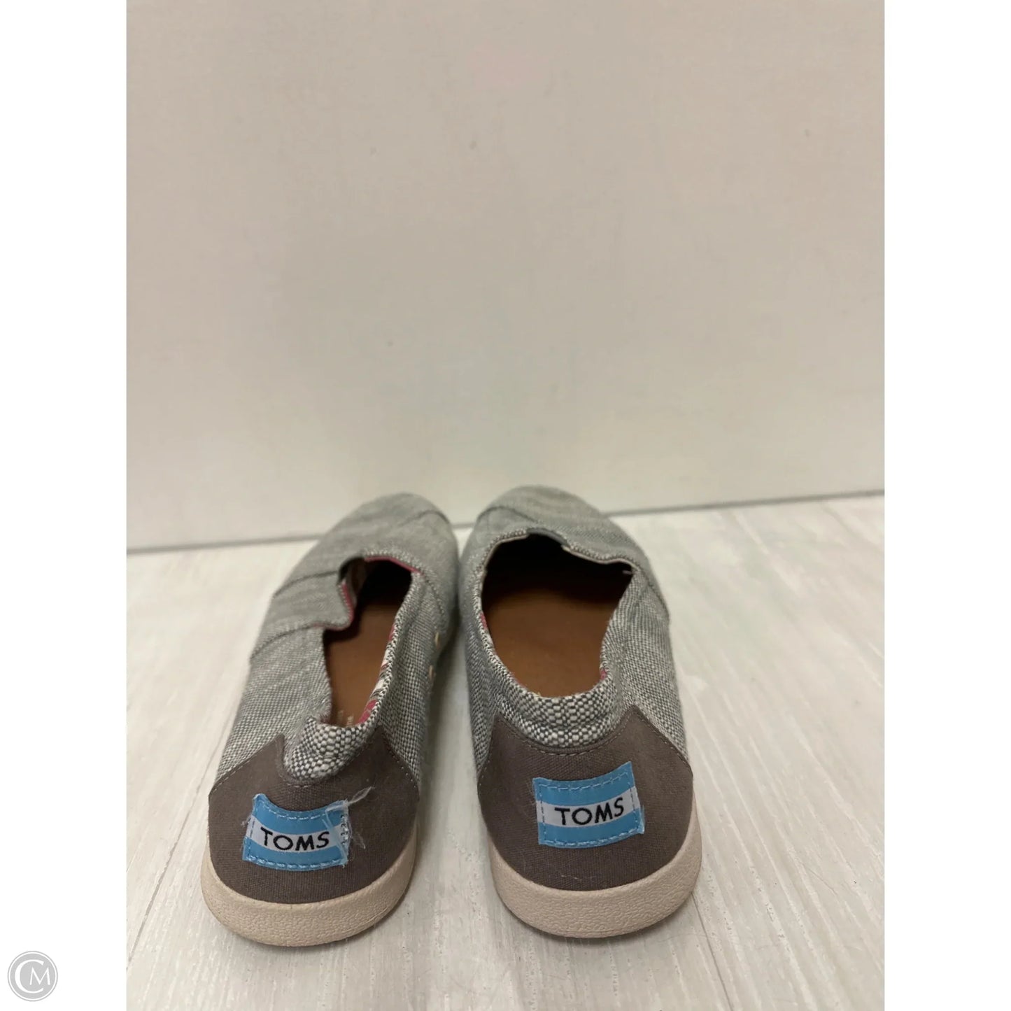 Shoes Flats By Toms In Grey, Size: 8.5