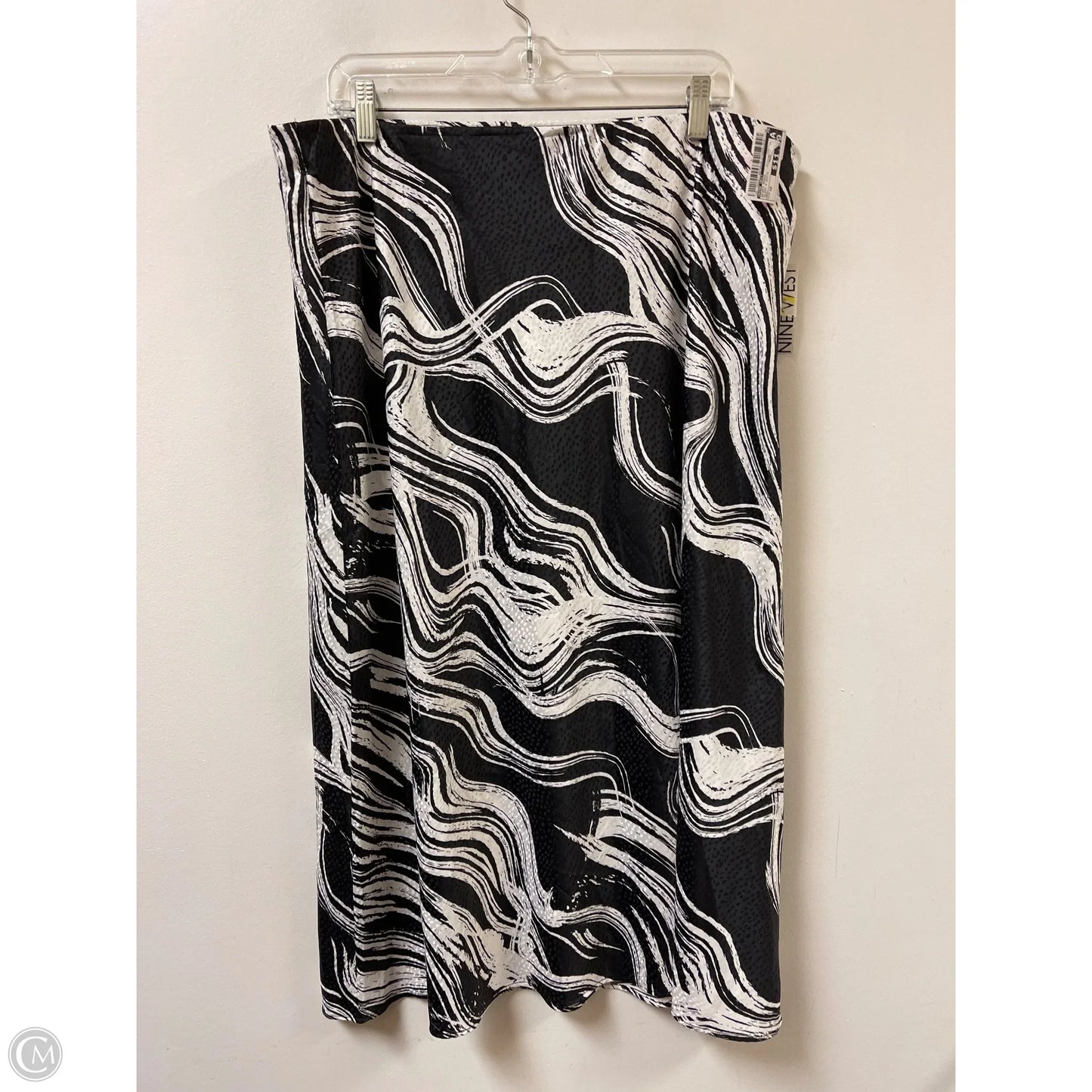 Skirt Midi By Nine West In Black & White, Size: 18