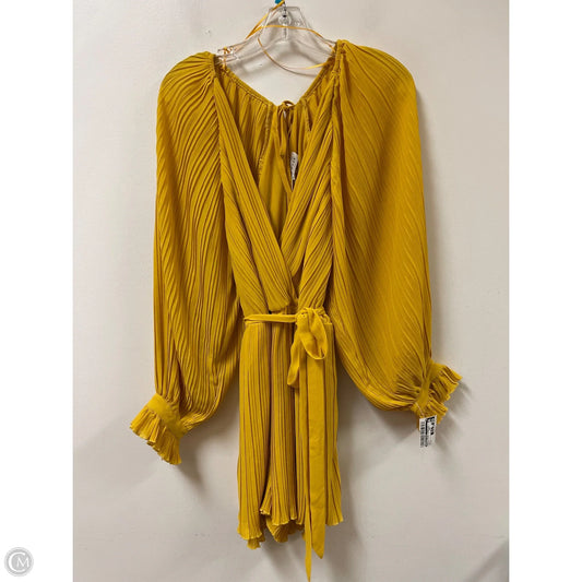 Dress Casual Short By Endless Rose In Yellow, Size: M