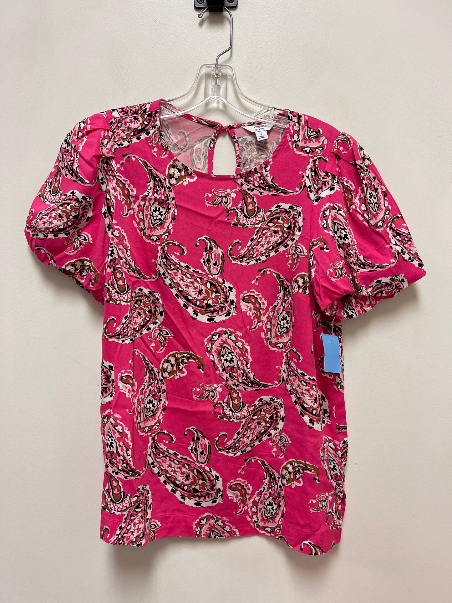 Top Short Sleeve By Crown And Ivy In Pink, Size: S