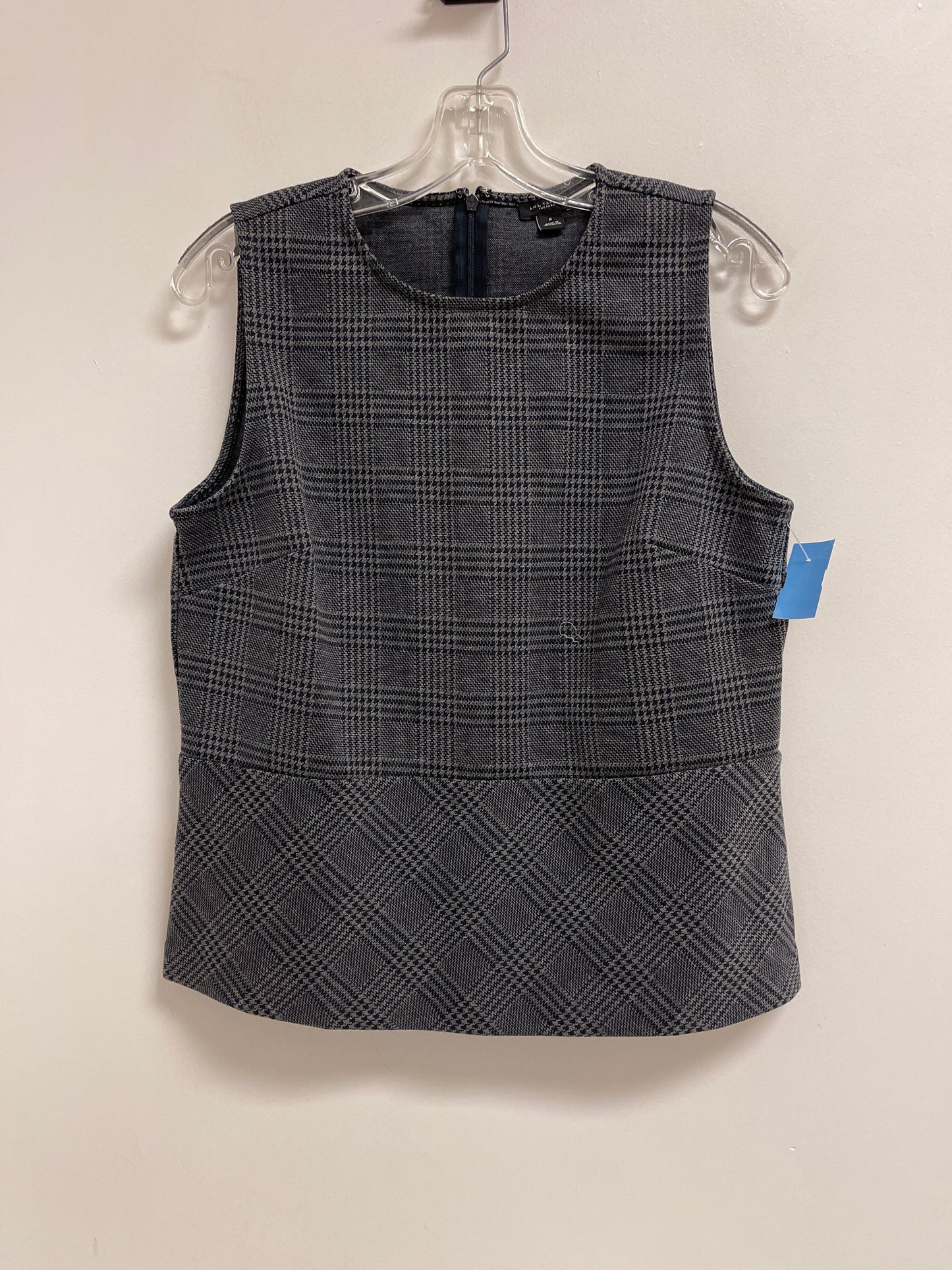 Top Sleeveless By Ann Taylor In Grey, Size: M