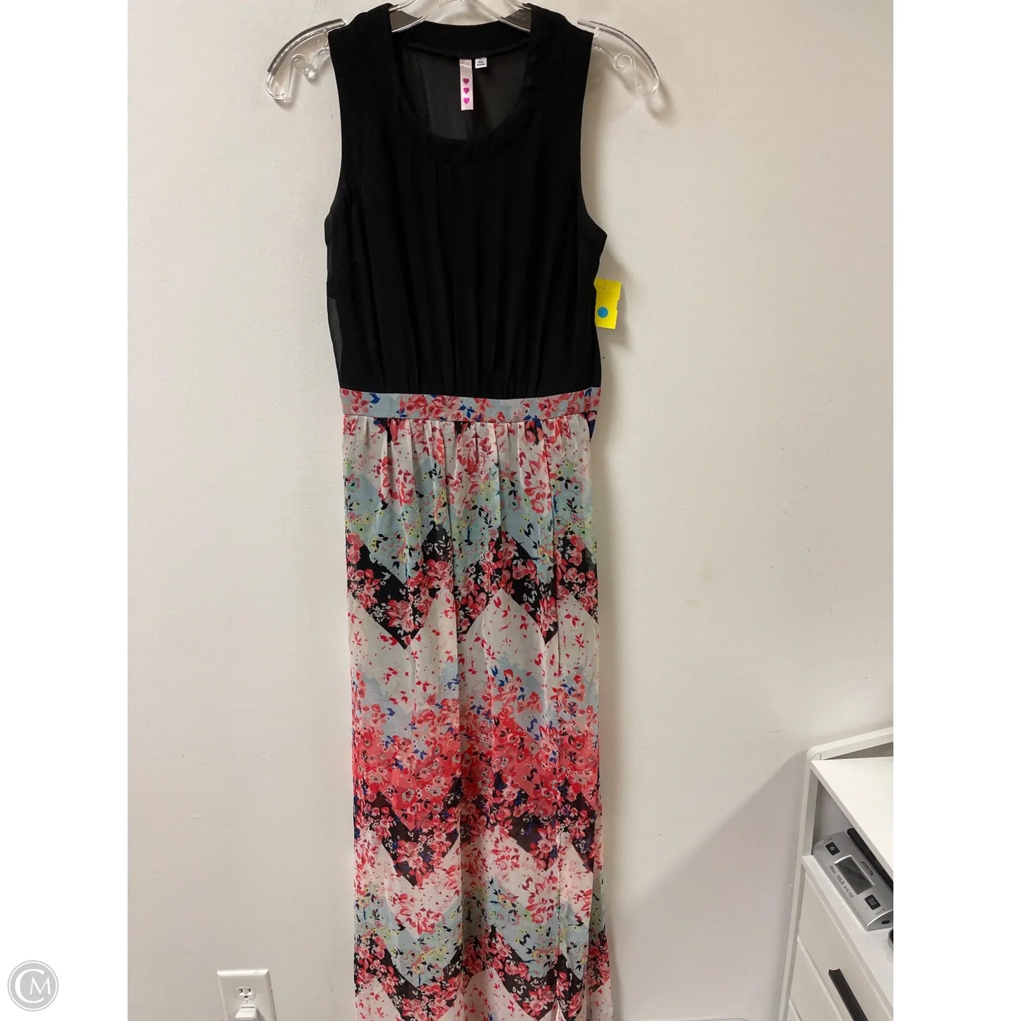 Dress Casual Maxi By Clothes Mentor In Multi-colored, Size: Xs