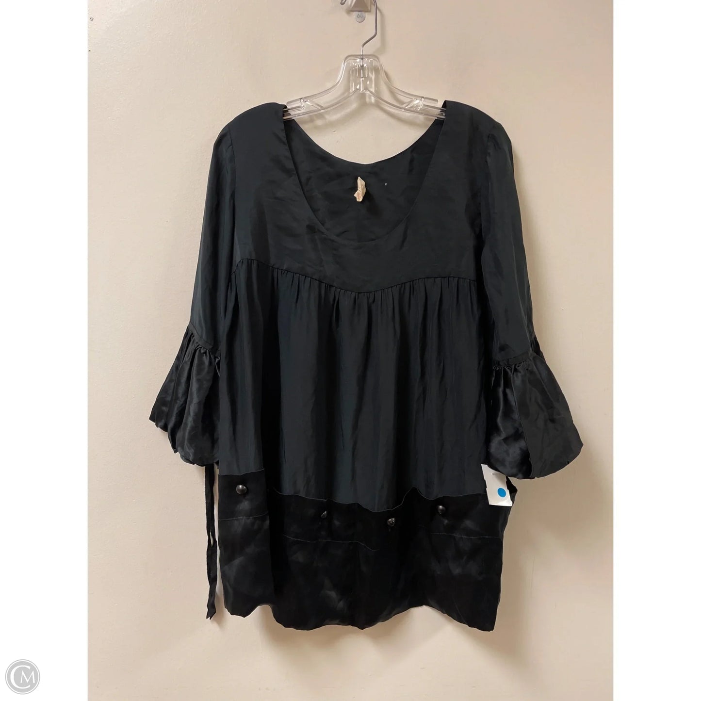 Top Long Sleeve By Clothes Mentor In Black, Size: M